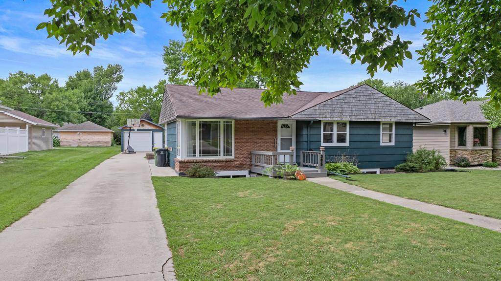 305 E 3rd ST, Minneota, MN 56264