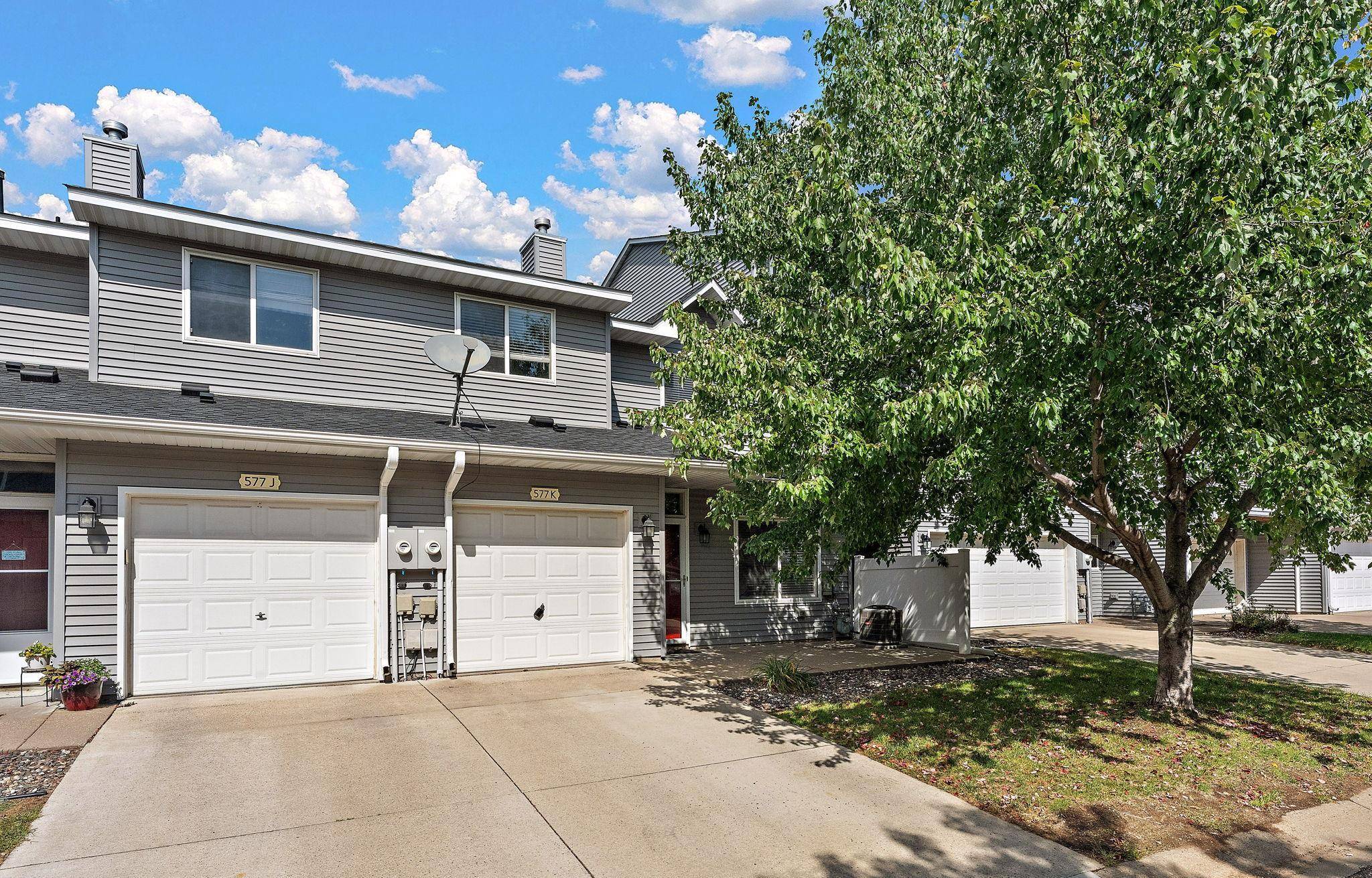 577 Woodduck DR #K, Woodbury, MN 55125