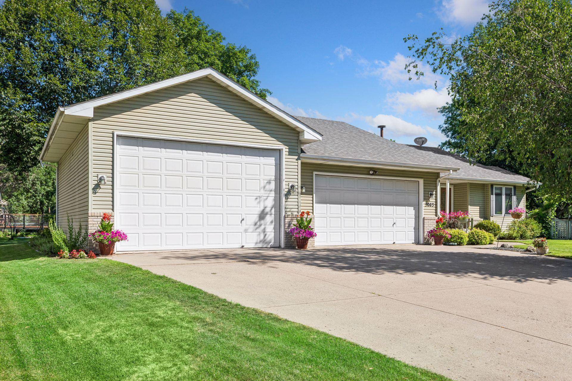 3883 122nd AVE NW, Coon Rapids, MN 55433