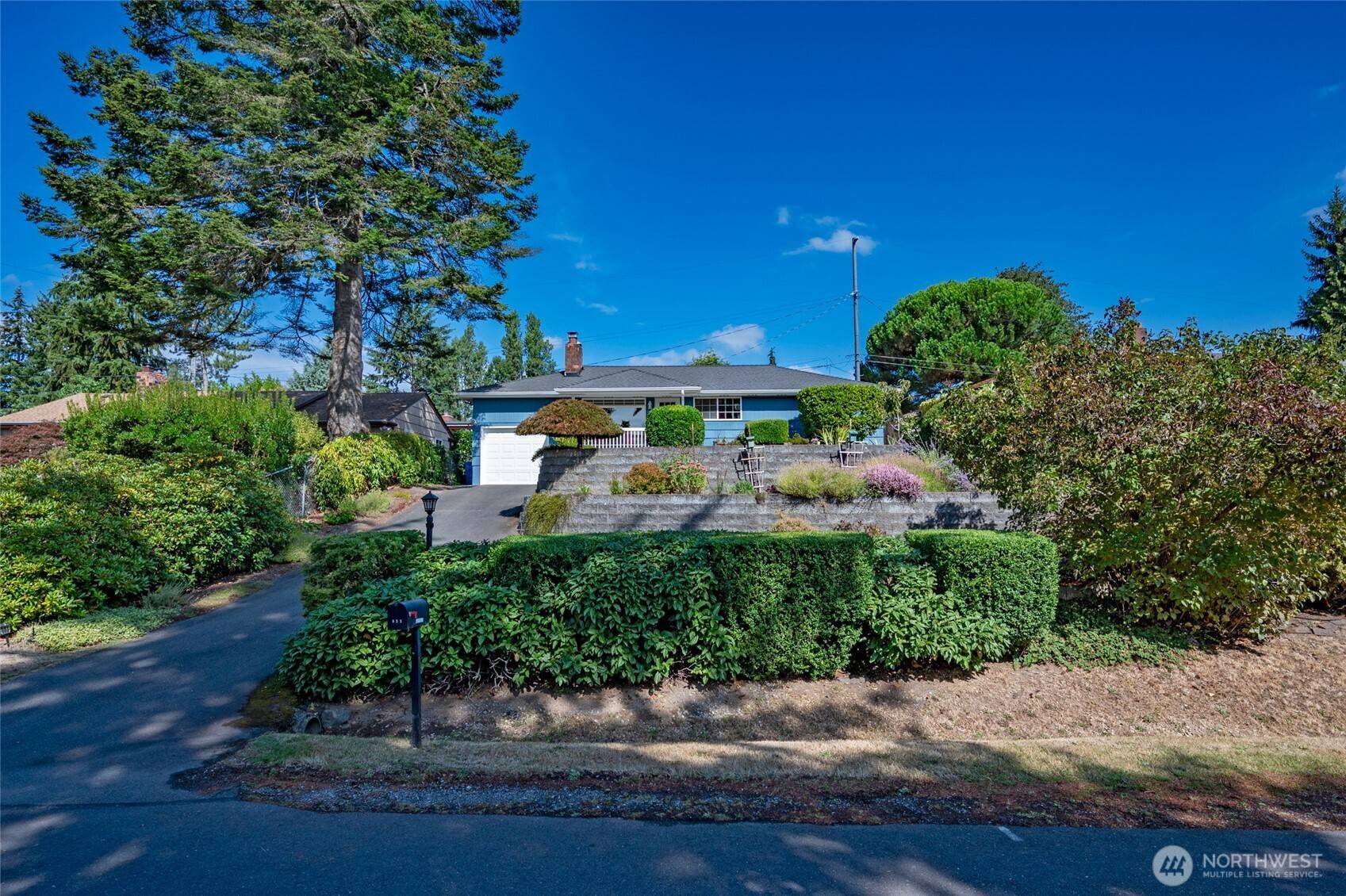 922 NE 150th ST, Shoreline, WA 98155