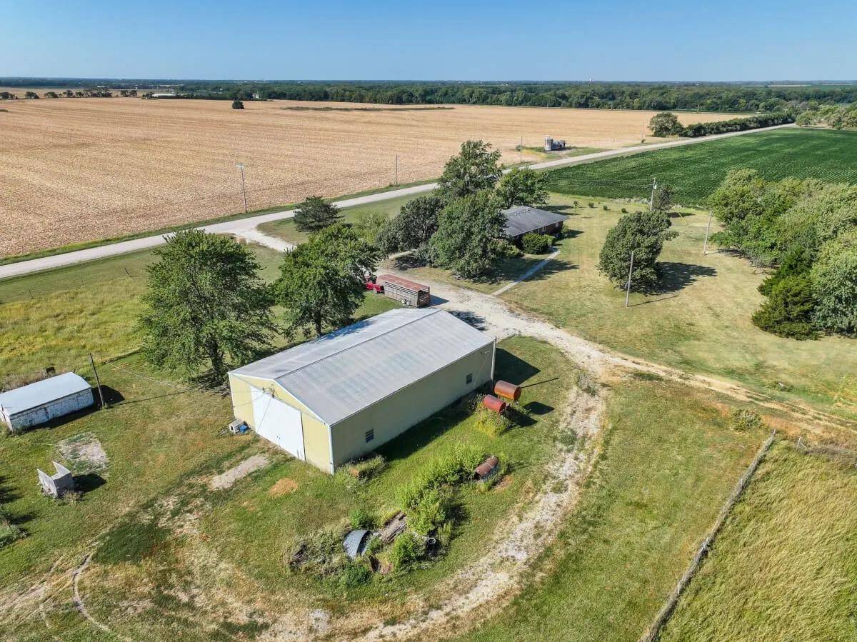 15592 NW 60TH, Whitewater, KS 67154