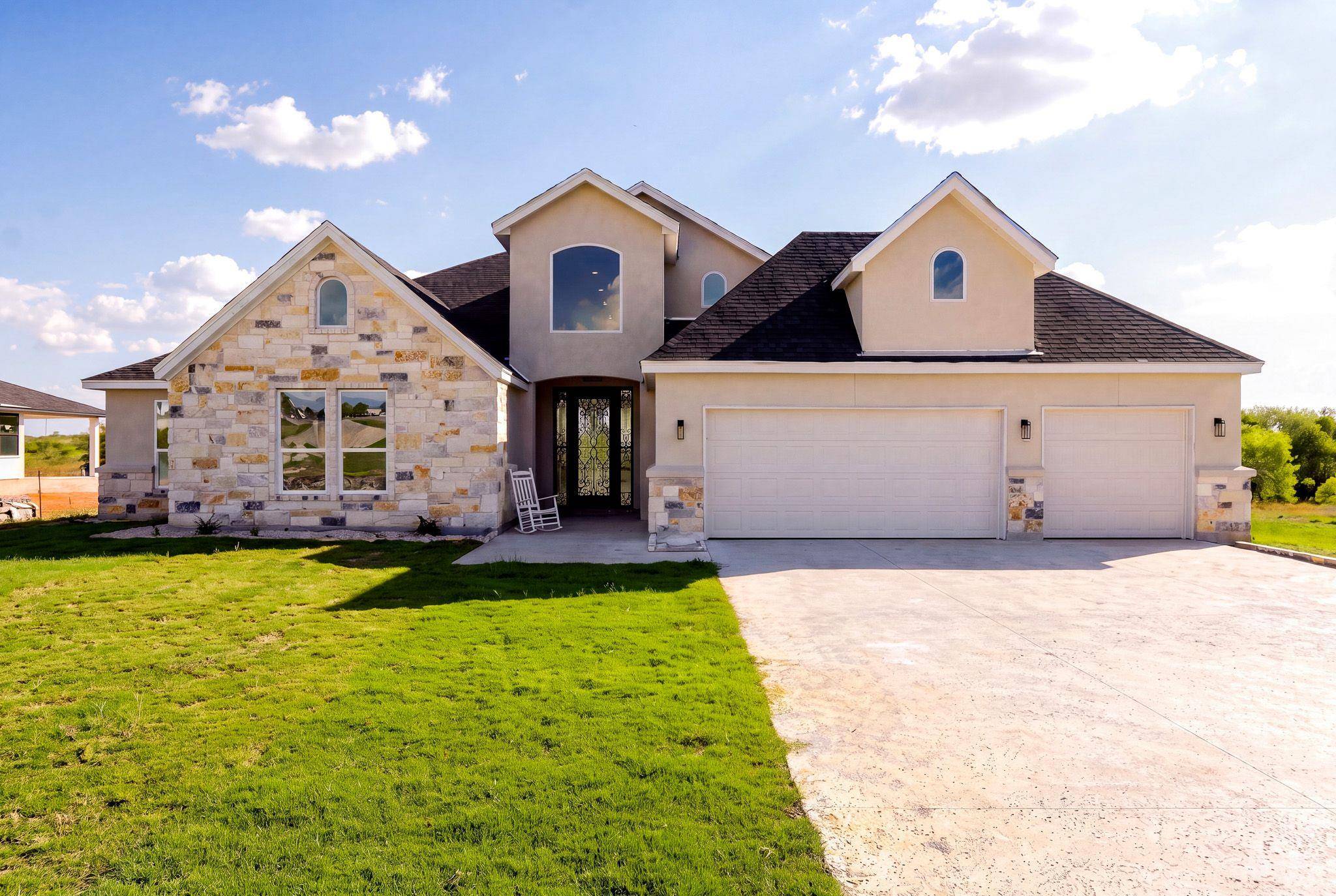 7166 Newman BLVD, Kyle, TX 78640