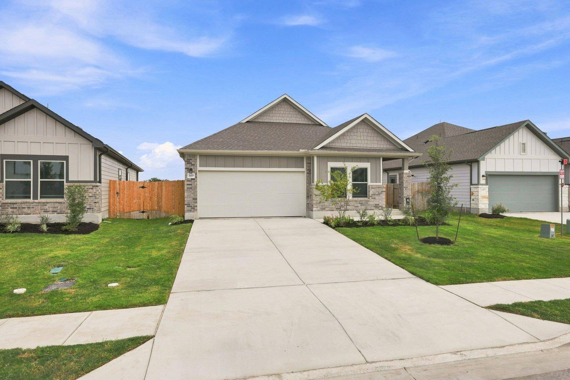 149 Ayres Horn, Cedar Creek, TX 78612