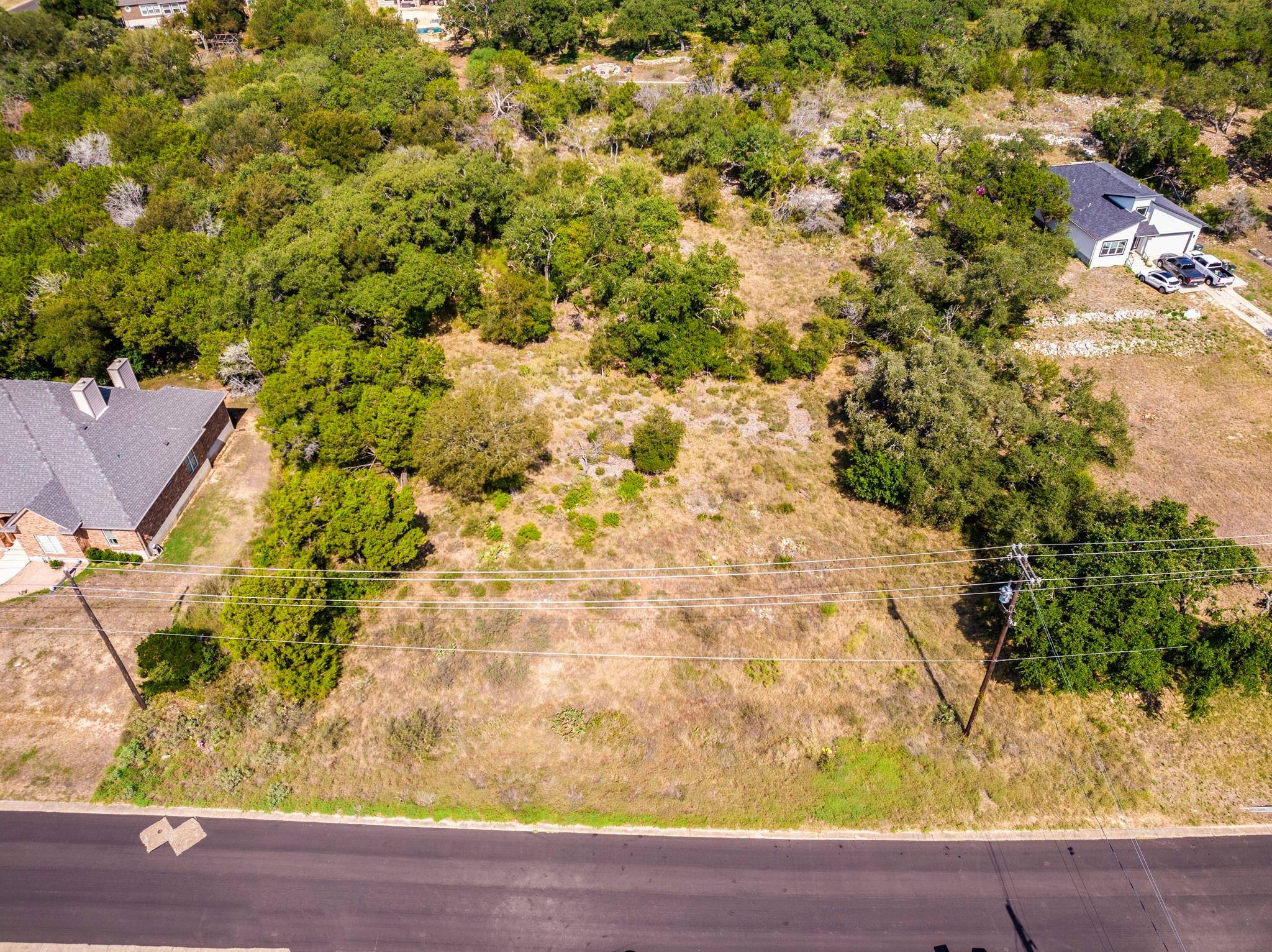 2722 Leslie LN, San Marcos, TX 78666