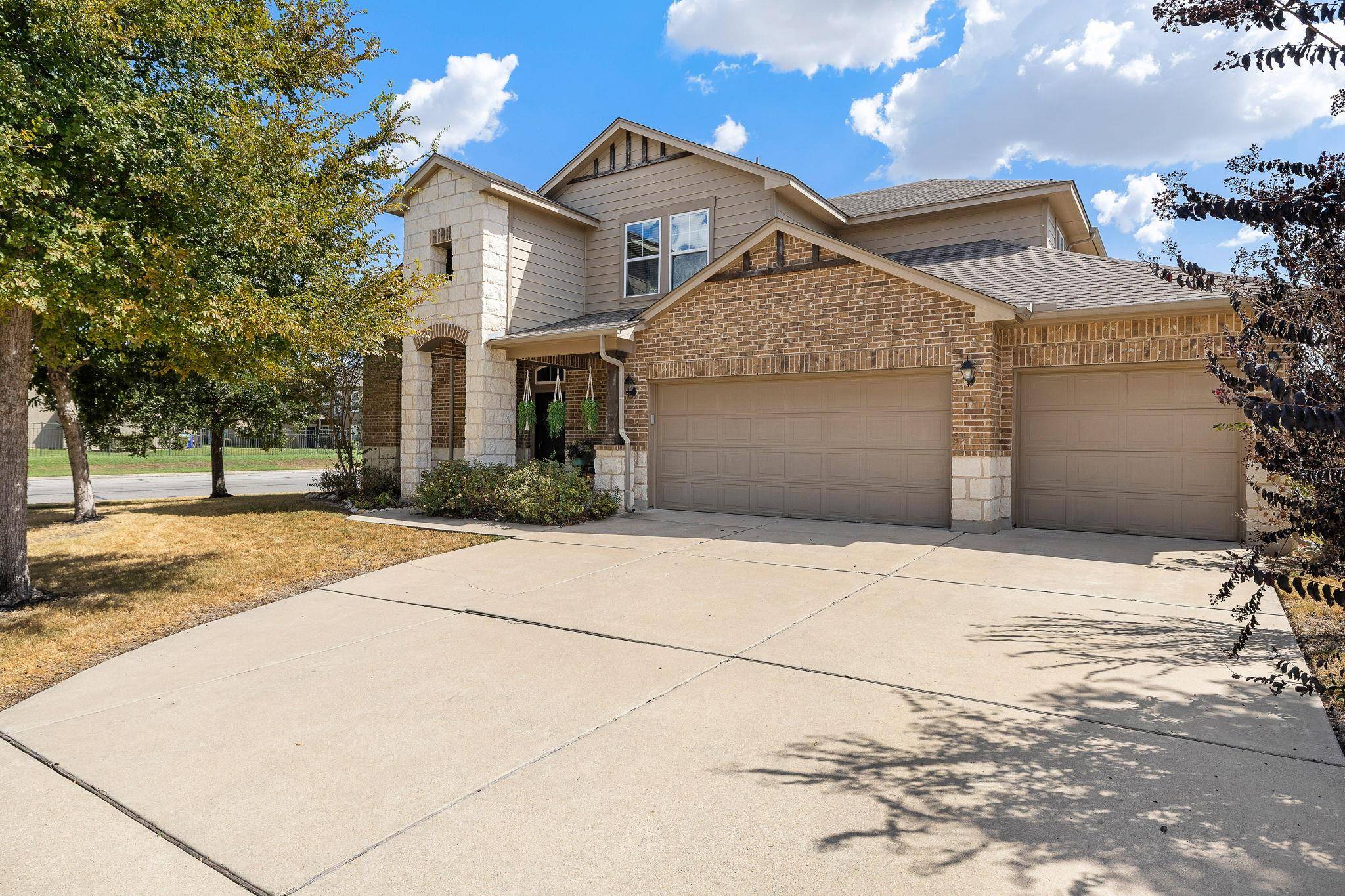 101 Lee Trevino CV, Round Rock, TX 78664