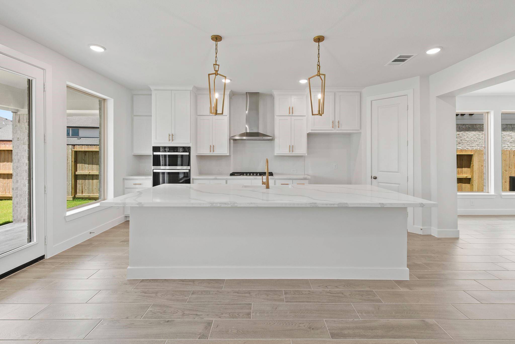 8116 Royal Mint CV, Lago Vista, TX 78645