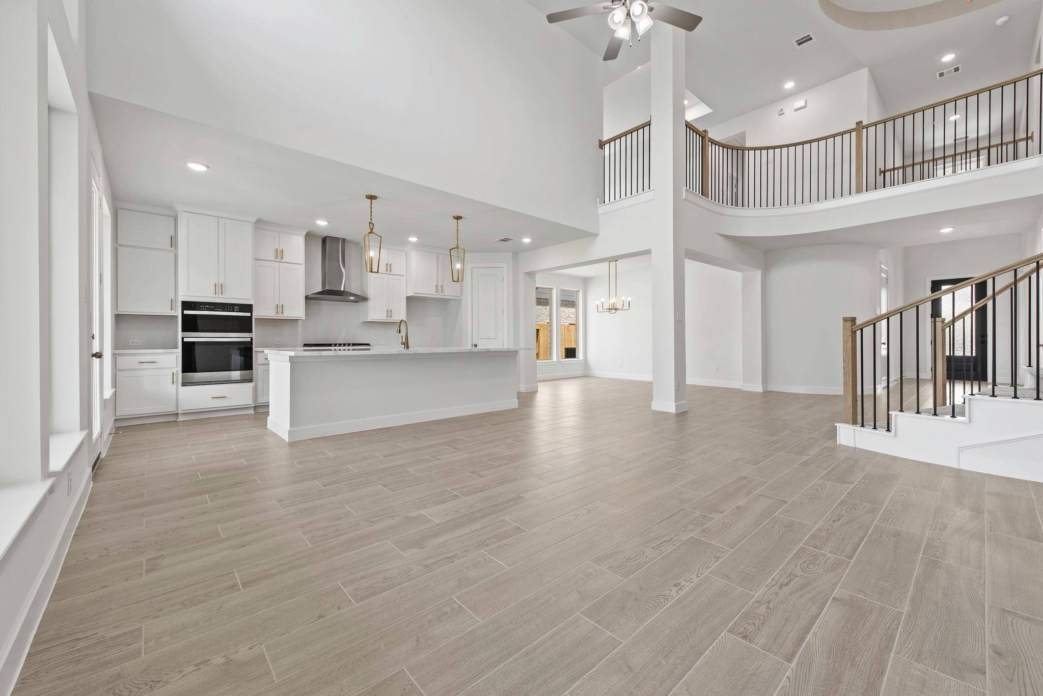 8116 Royal Mint CV, Lago Vista, TX 78645