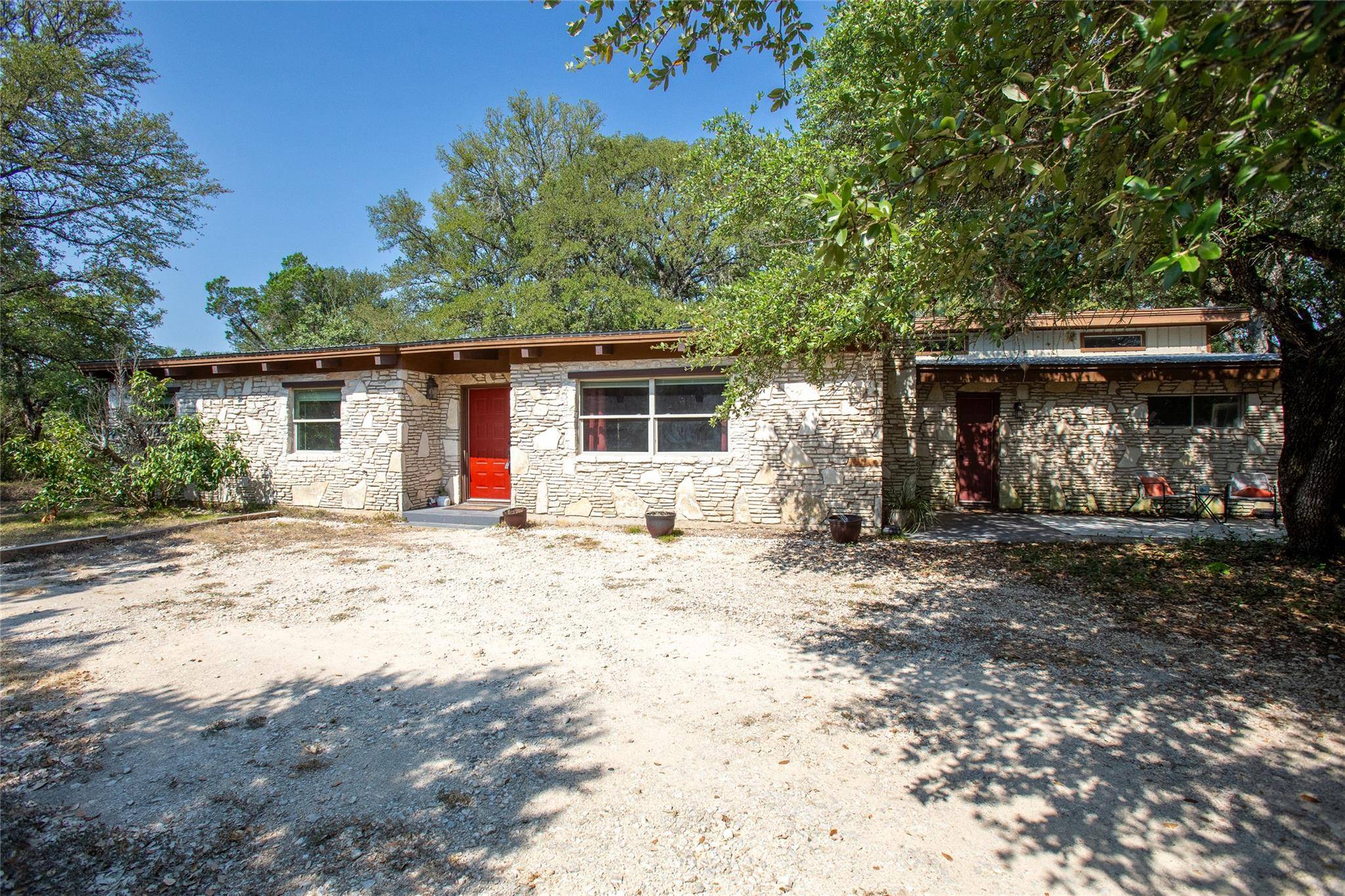 111 Merrywood LN, San Marcos, TX 78666