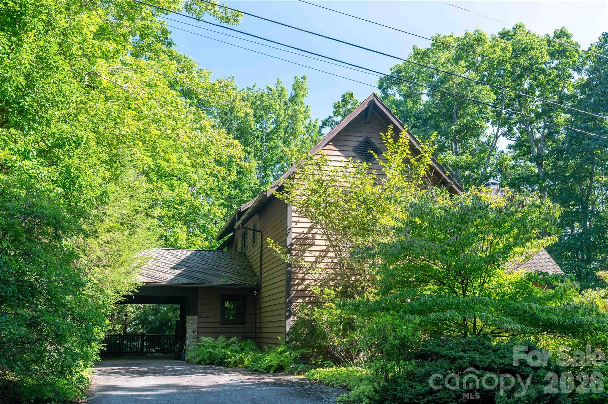 86 Forest Ridge RD E, Burnsville, NC 28714