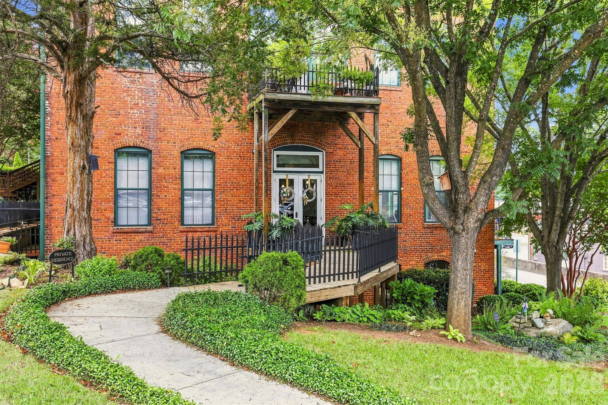 102 Russell ST #204, Easley, SC 29640
