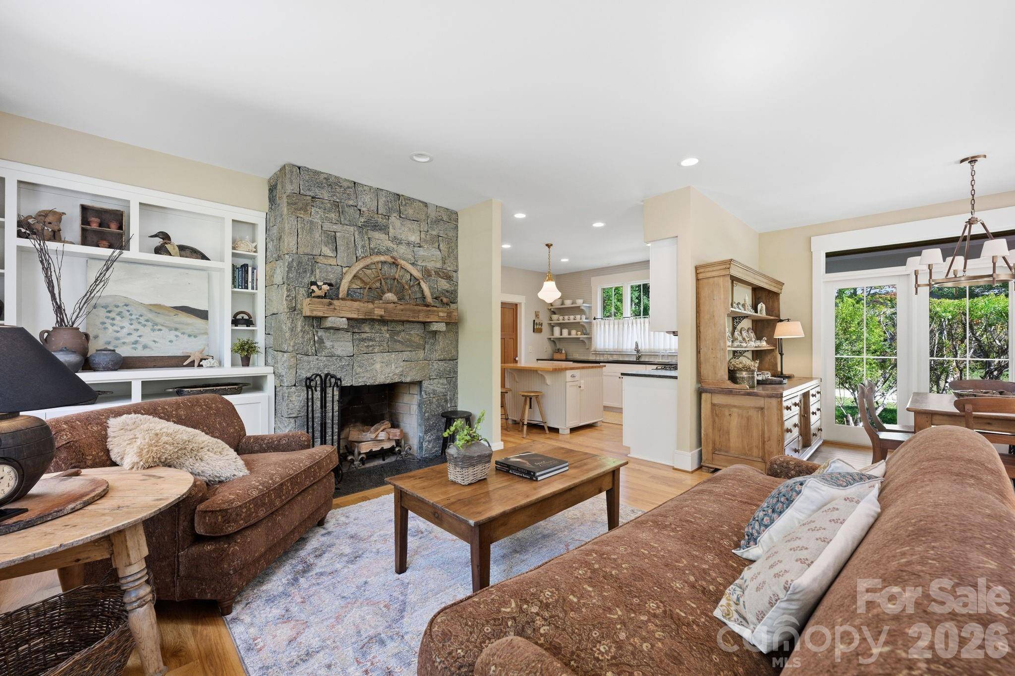 415 Goodrum ST, Davidson, NC 28036