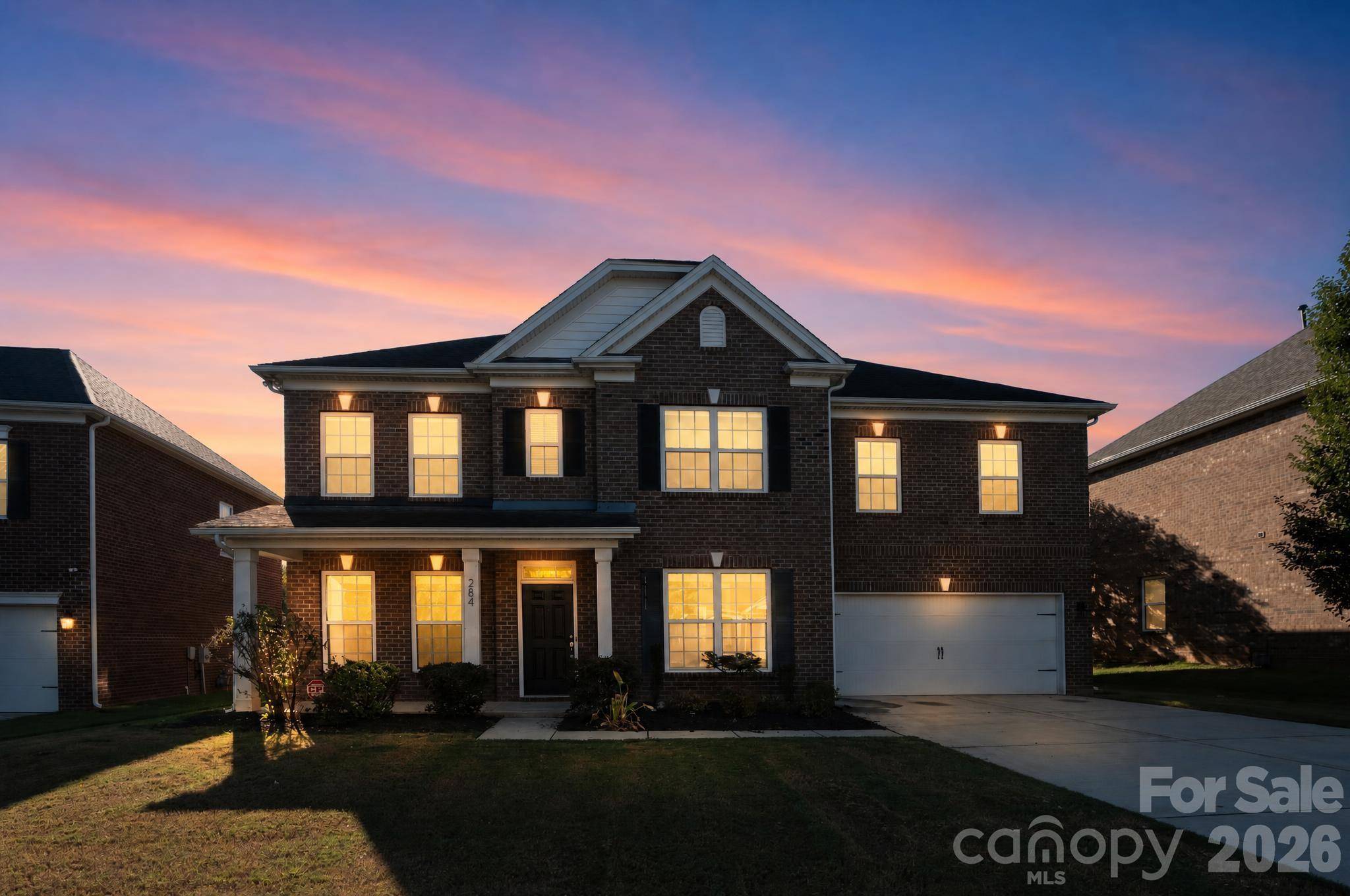 284 Oakbourne LN, Rock Hill, SC 29732
