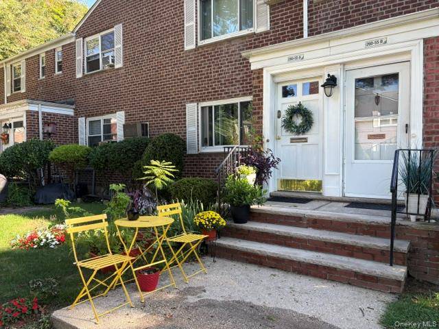 260-55 Langston AVE #GV120-E, Glen Oaks, NY 11004