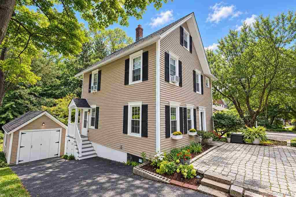 27 Mill River RD, Chappaqua, NY 10514