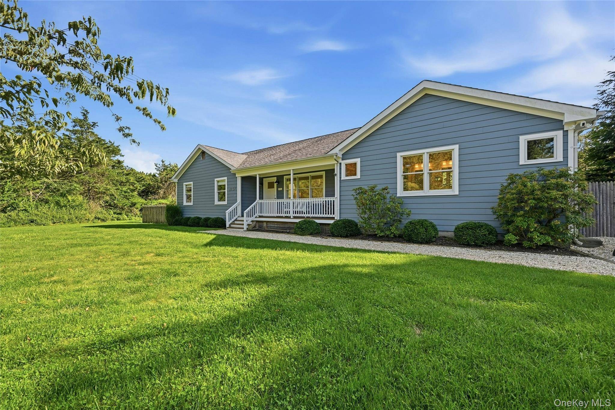 2737 Rocky Point RD, East Marion, NY 11939