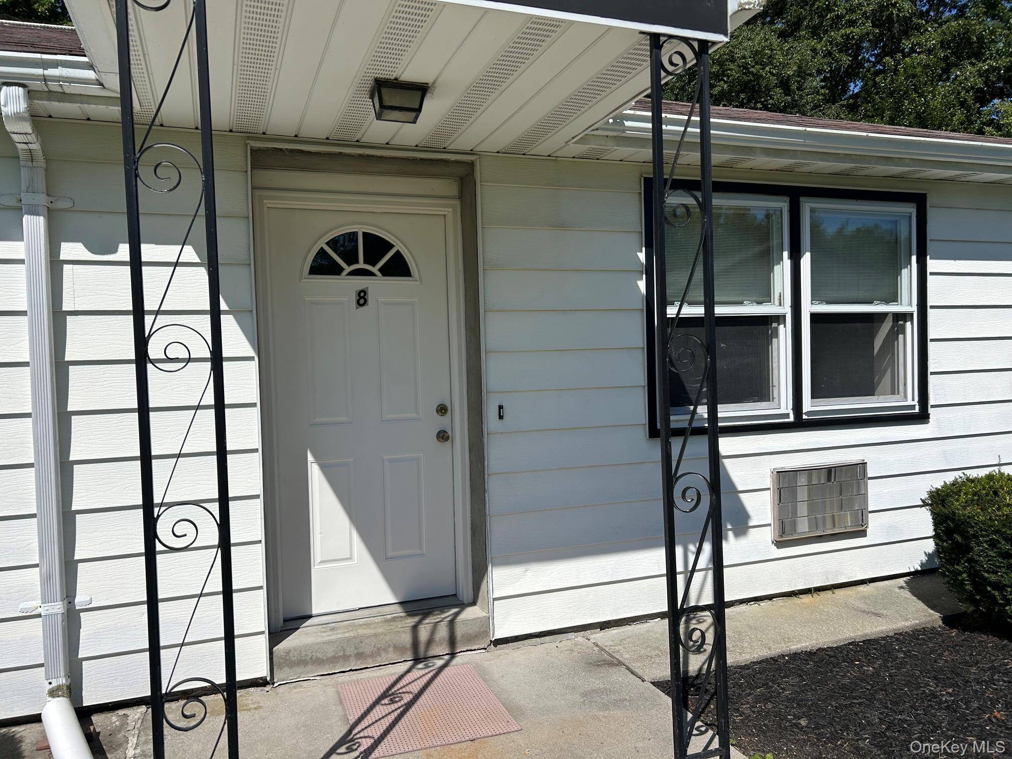 635 South ST #8, Highland, NY 12528