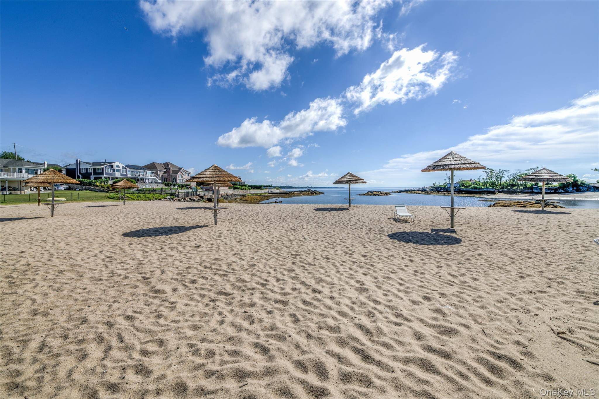 73 Kensington OVAL, New Rochelle, NY 10805