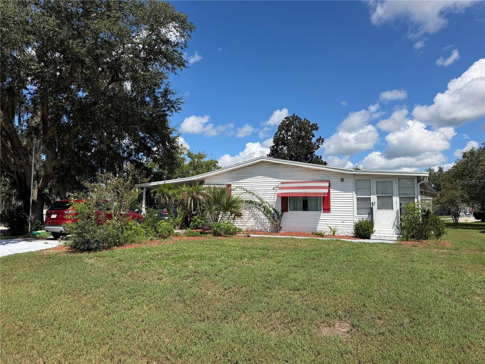 25606 BELLE ALLIANCE DR, Leesburg, FL 34748