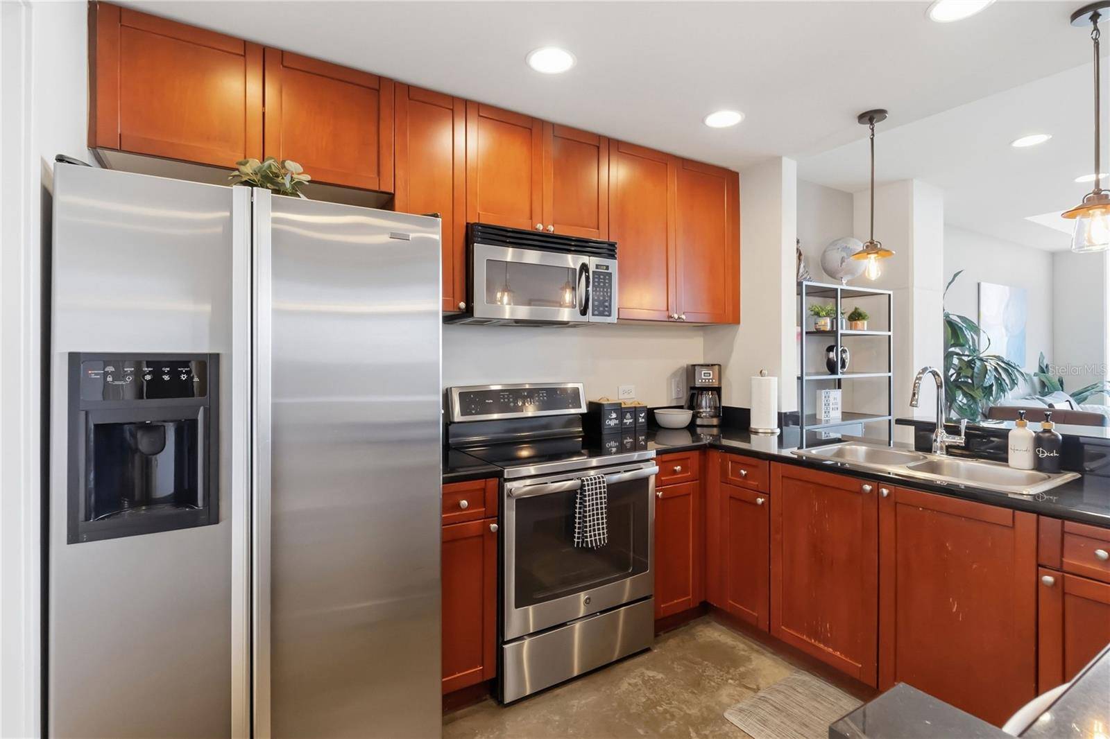 525 E JACKSON ST #706, Orlando, FL 32801