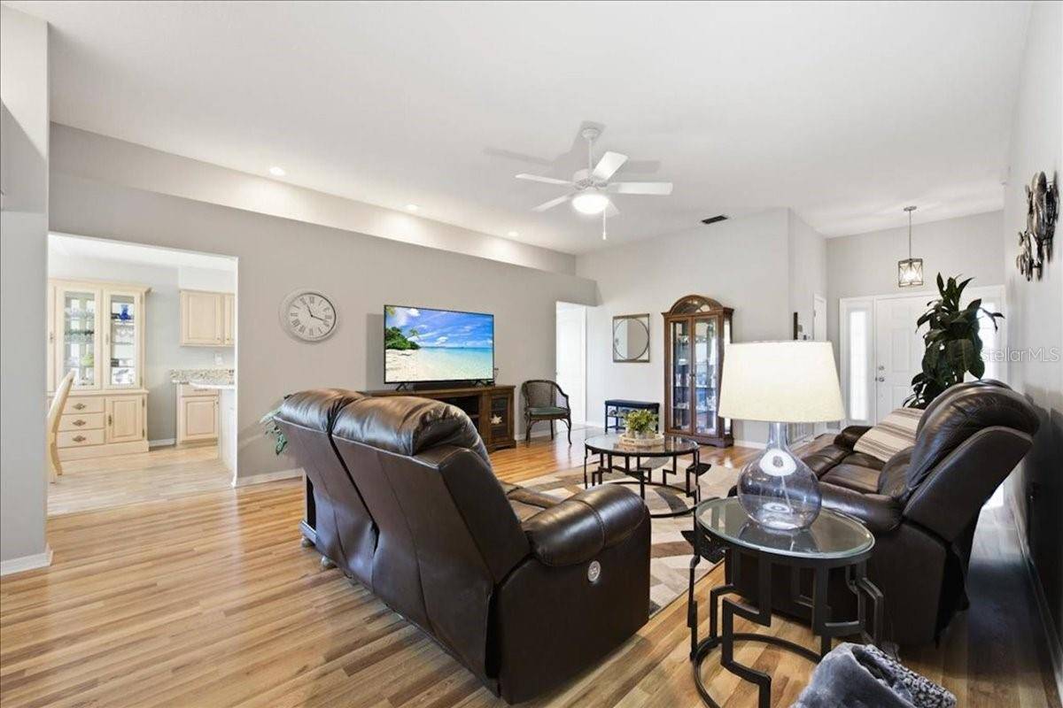 440 SWEETWATER WAY, Haines City, FL 33844