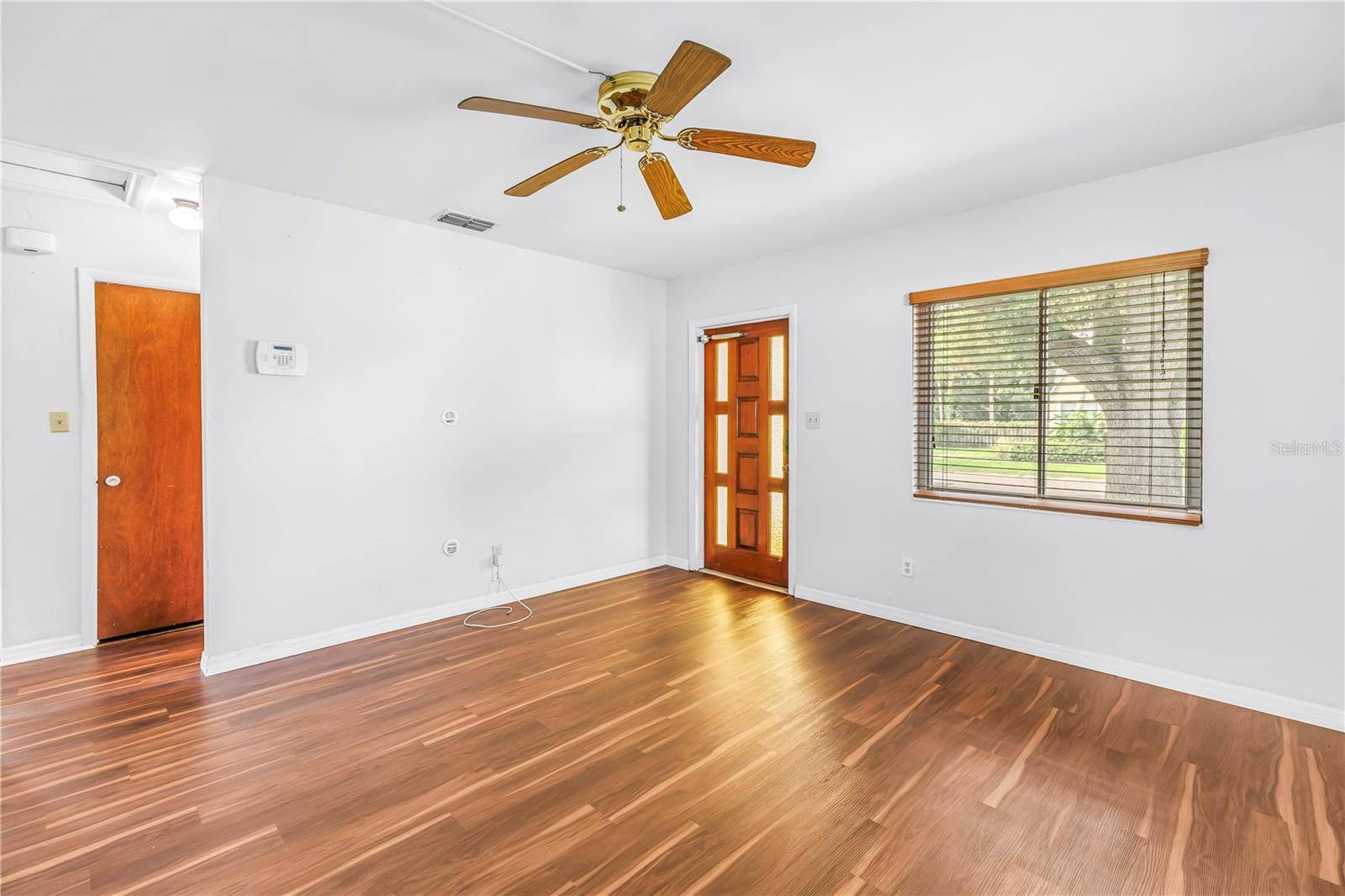 8068 28TH AVE N, St Petersburg, FL 33710