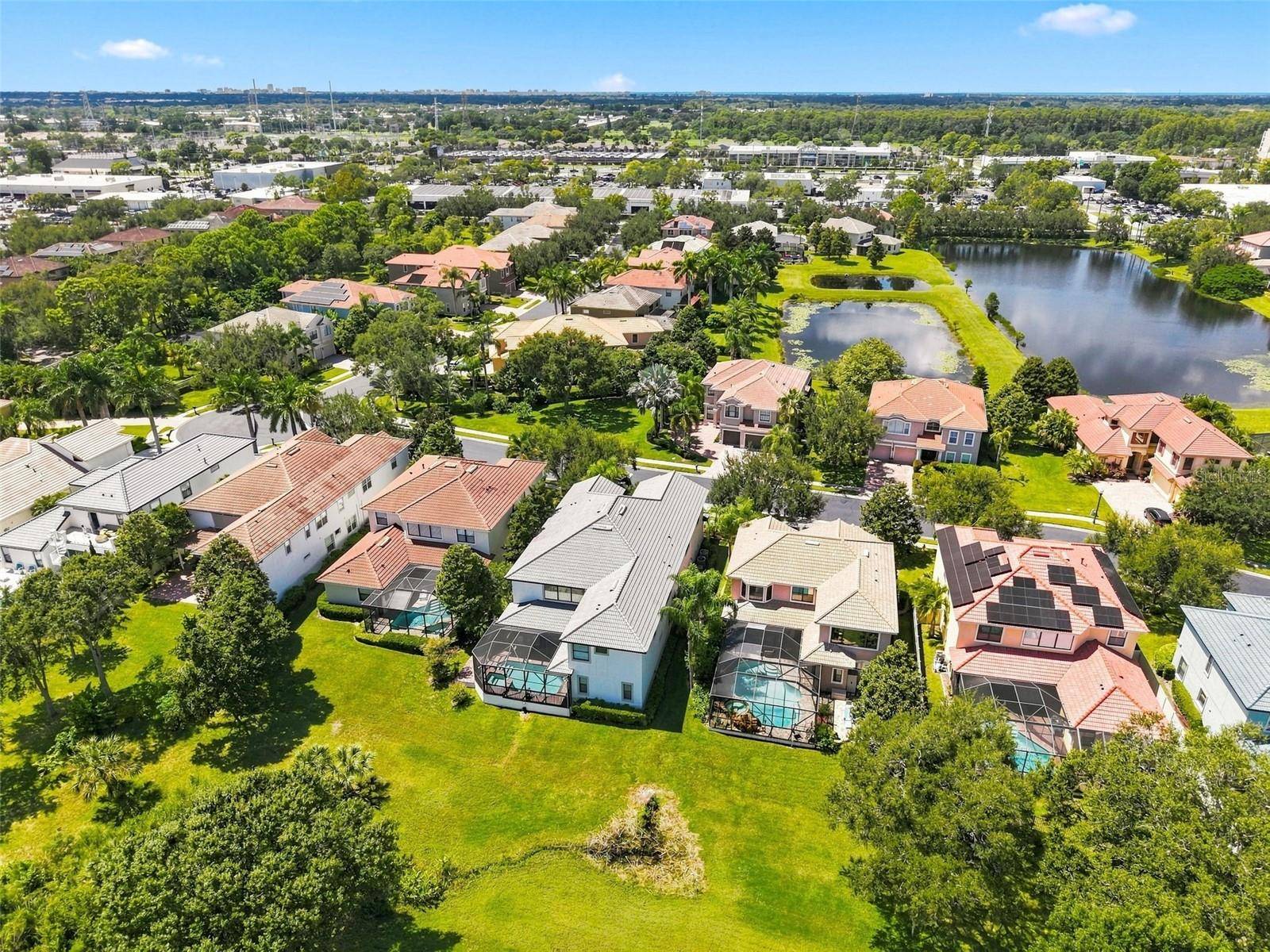 2707 LAKEBREEZE LN S, Clearwater, FL 33759