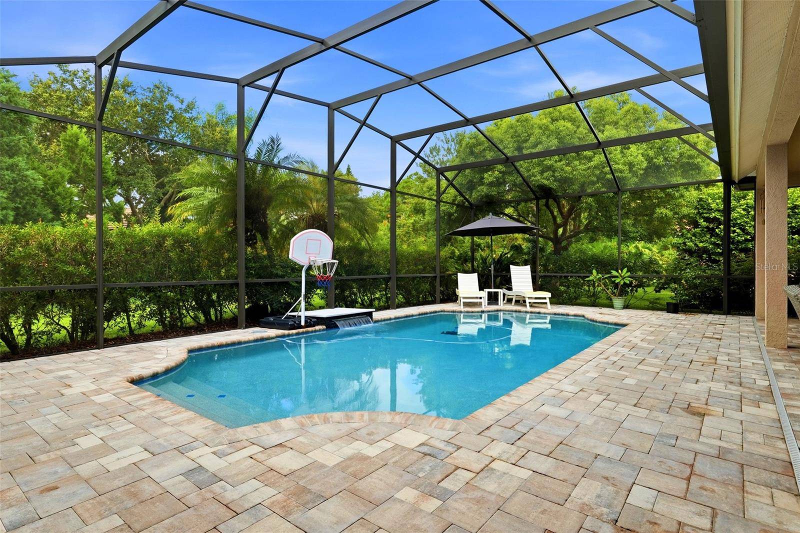 12012 BREWSTER DR, Tampa, FL 33626