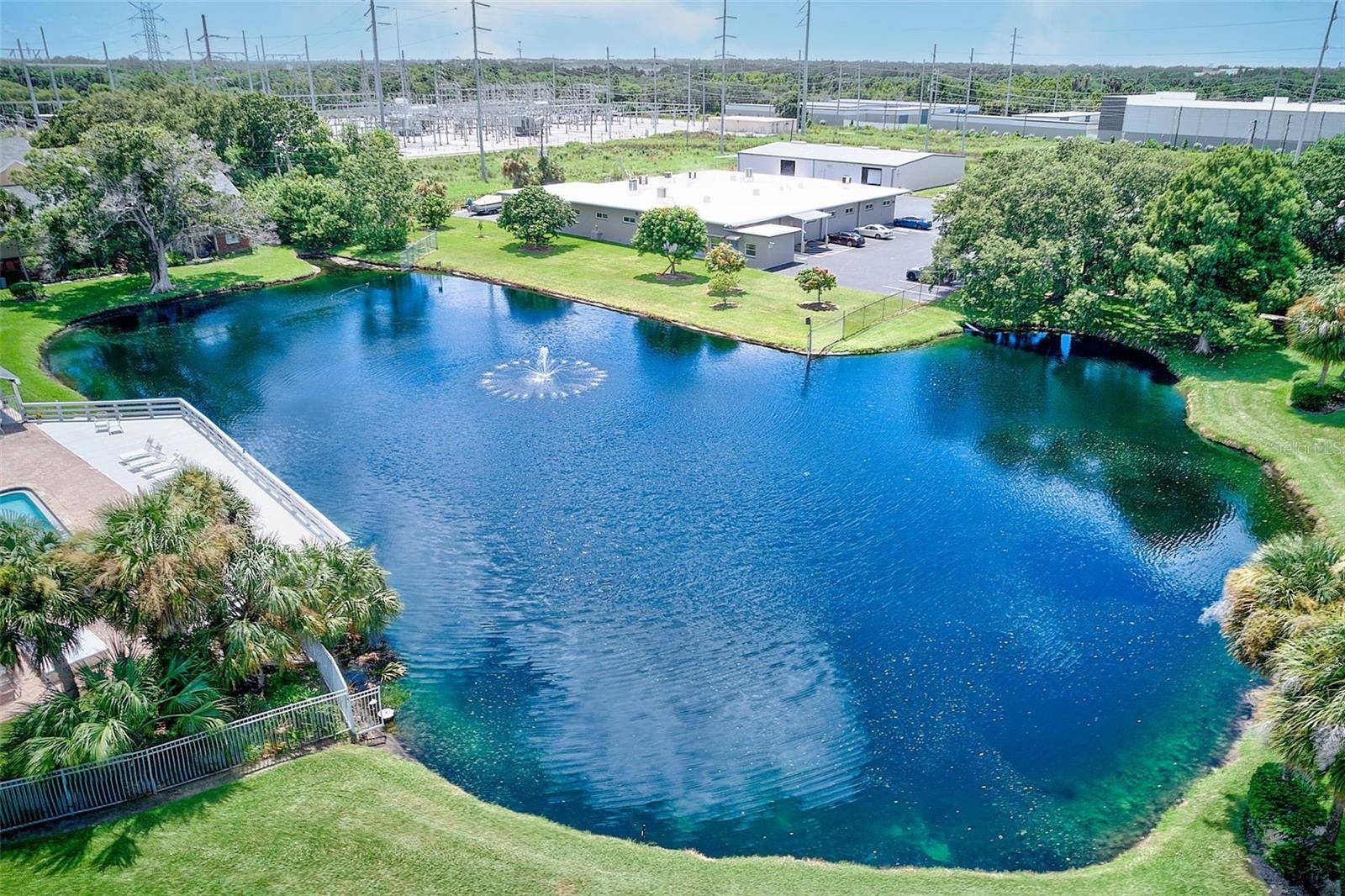 200 COUNTRY CLUB DR #1501, Largo, FL 33771
