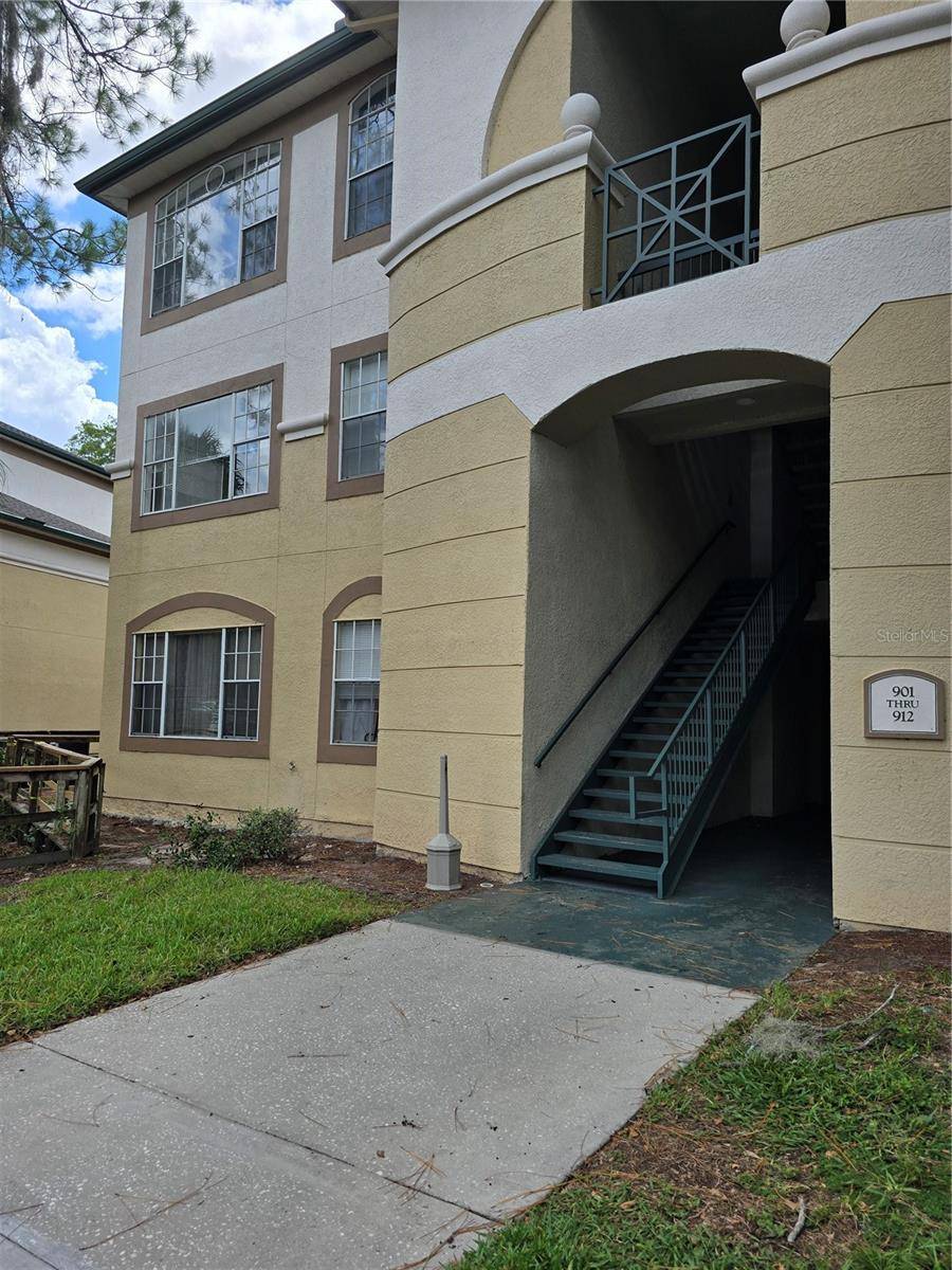 17112 CARRINGTON PARK DR #902, Tampa, FL 33647