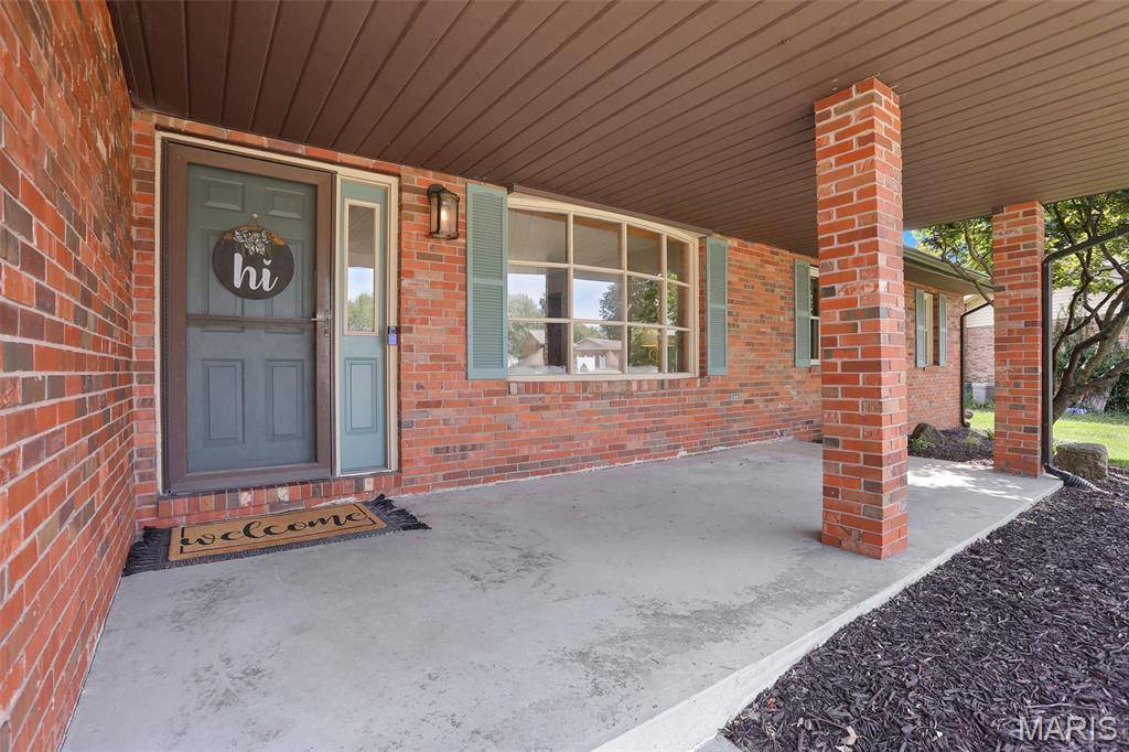 920 Whippoorwill WAY, Edwardsville, IL 62025