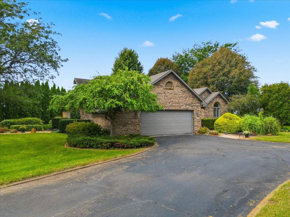2128 Melvin DR, Rock Falls, IL 61071