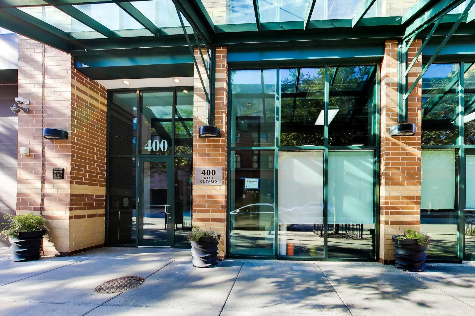 400 W ONTARIO ST #502, Chicago, IL 60654