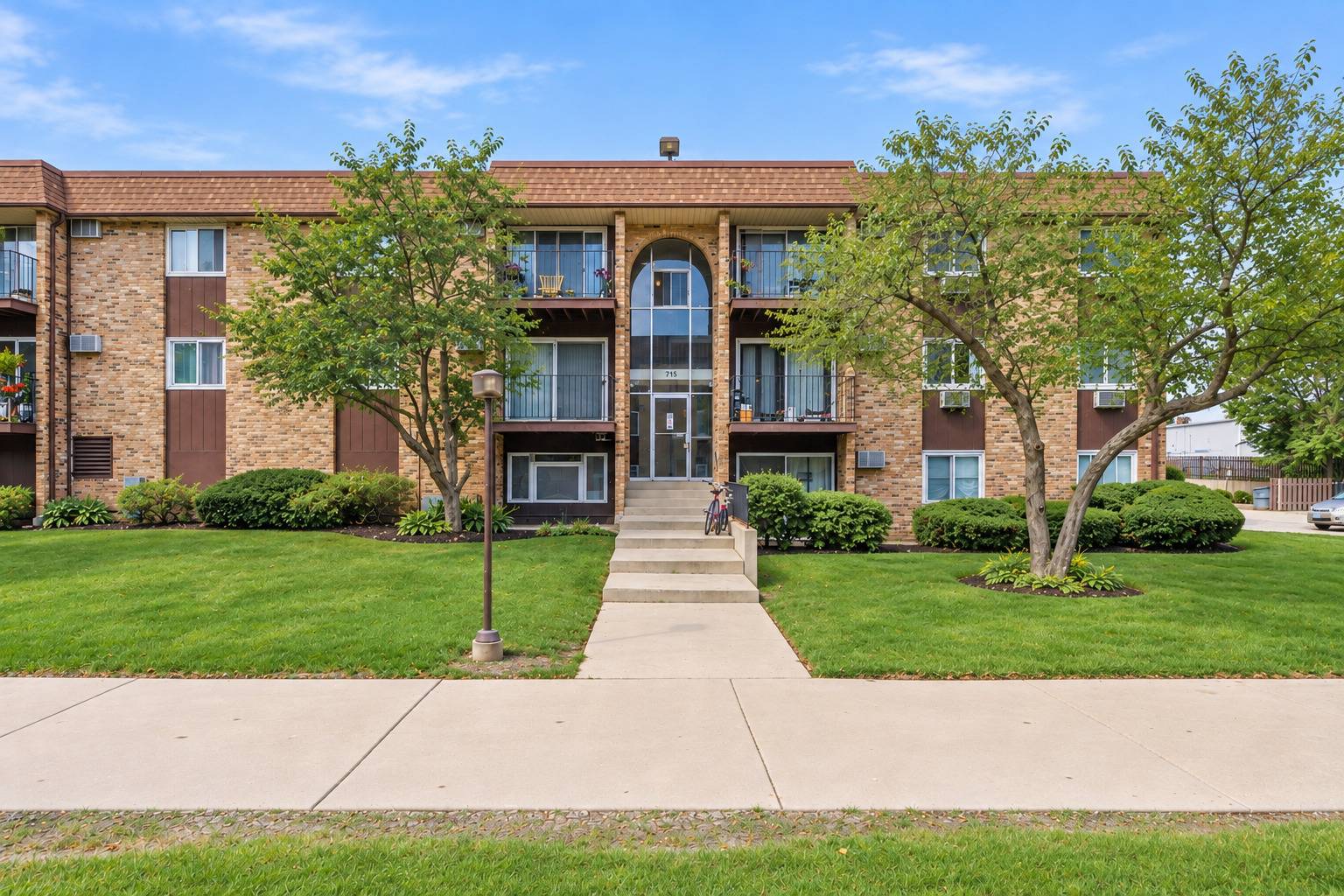 705 Heritage DR #8-310, Hoffman Estates, IL 60169