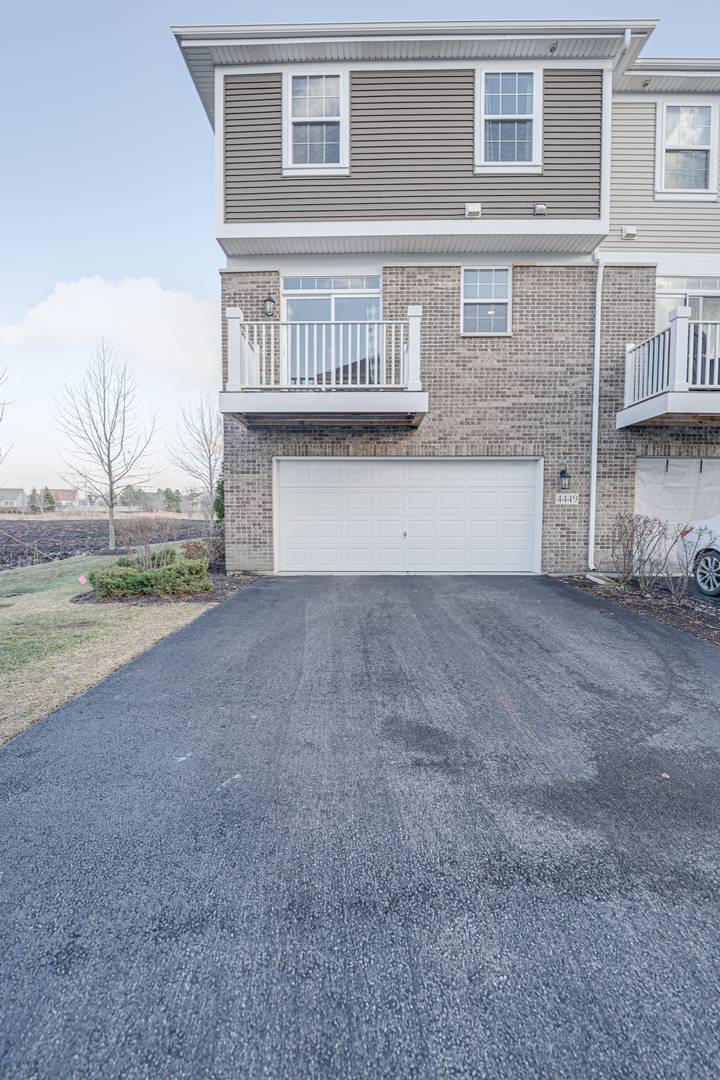 4449 Monroe CT, Naperville, IL 60564