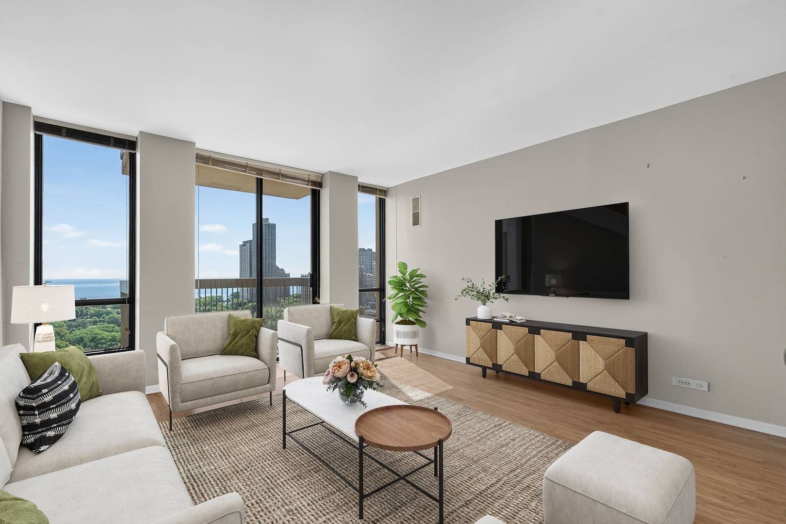 1660 N La Salle DR #1807, Chicago, IL 60614