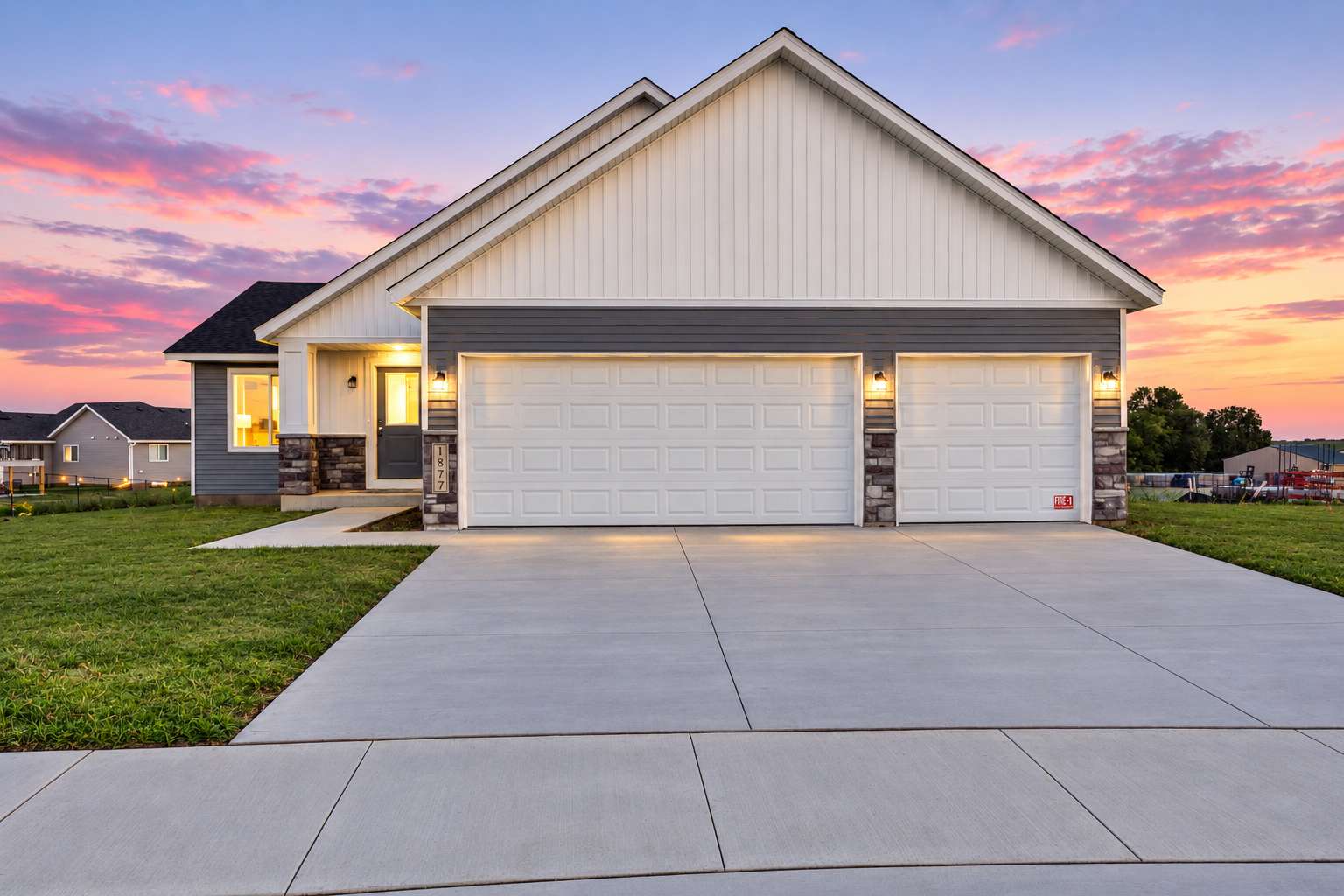 1877 Robinson LN, Byron, MN 55920