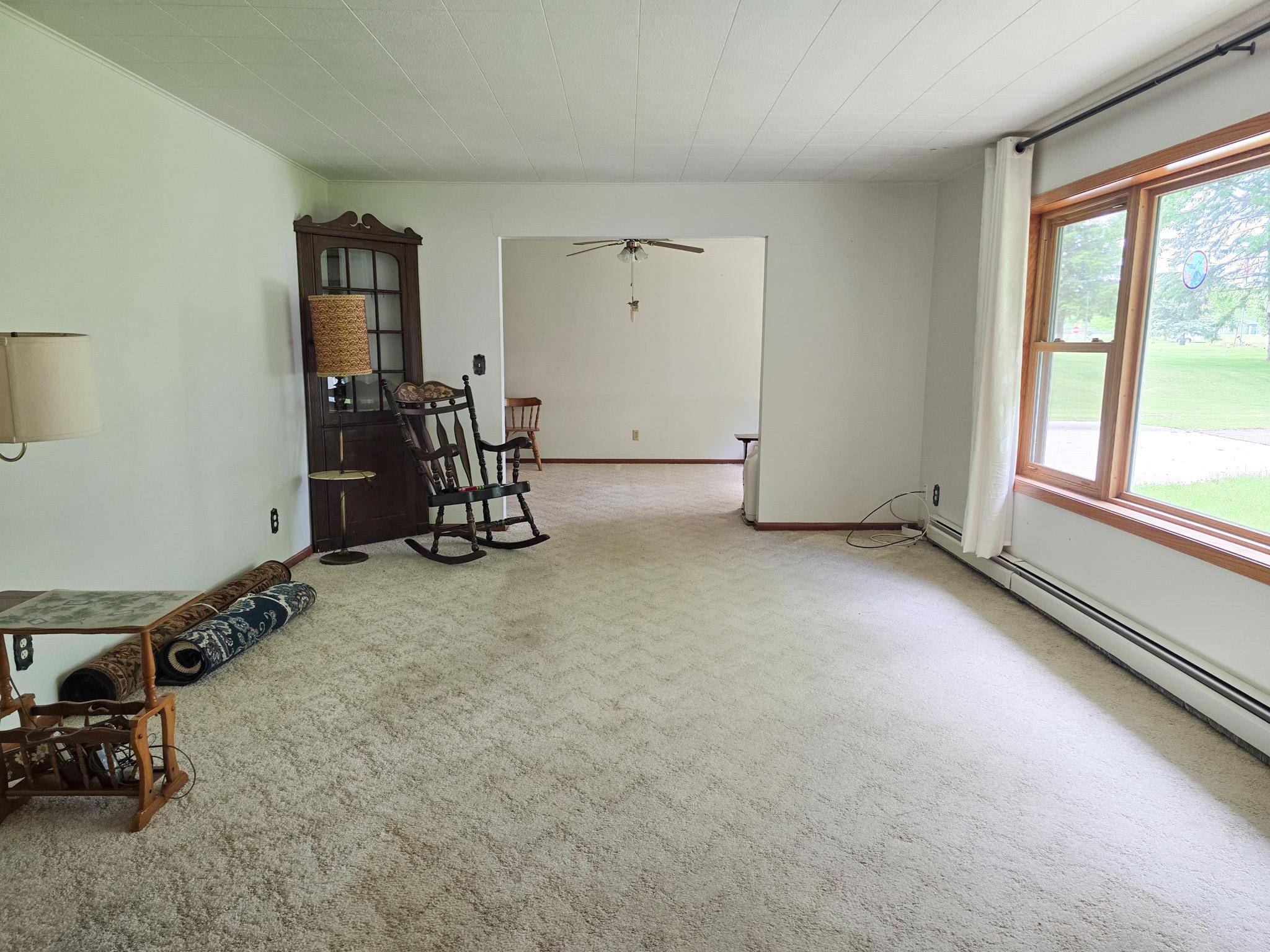 321 E Scharf AVE, Vergas, MN 56587