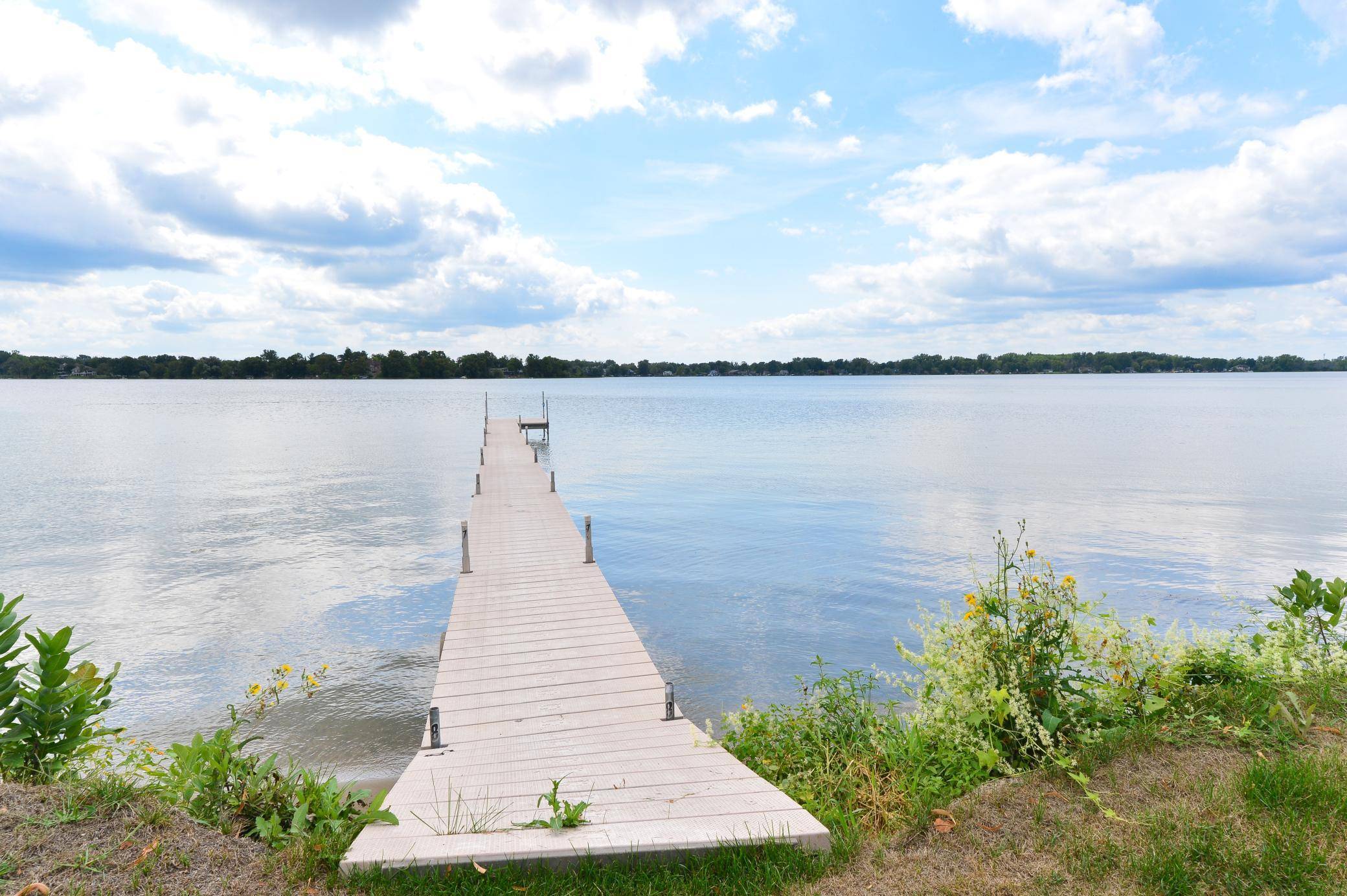21700 Fenway CT N, Forest Lake, MN 55025