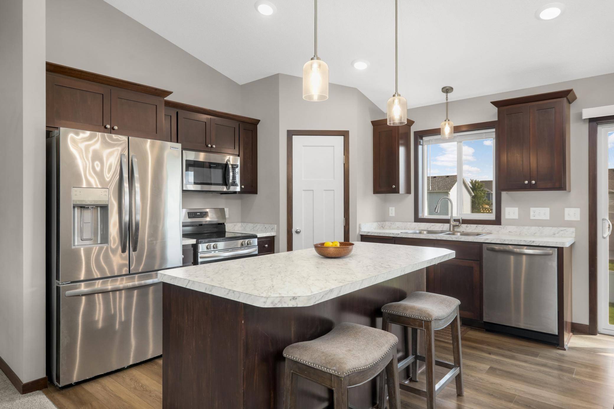 3376 237th AVE NW, Saint Francis, MN 55070