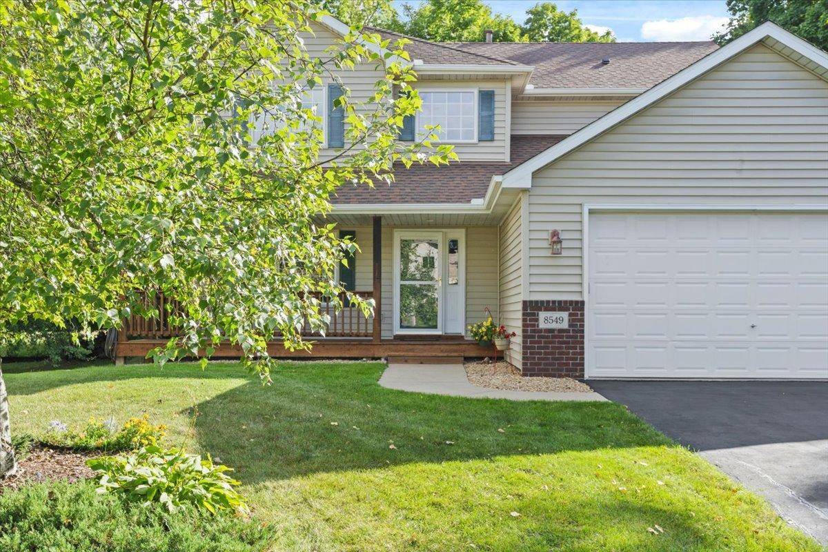 8549 Woodland Curve, Saint Bonifacius, MN 55375