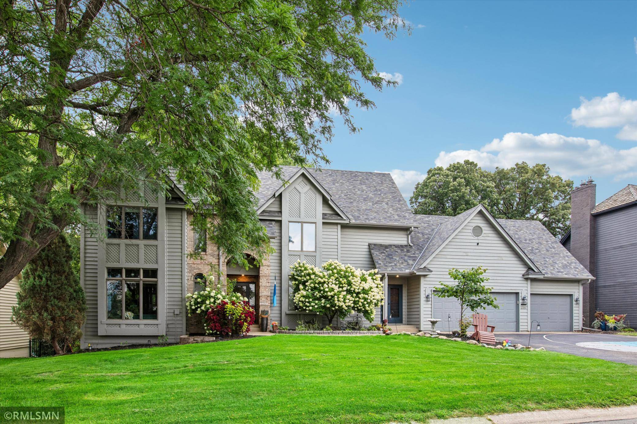 13789 Guild AVE, Apple Valley, MN 55124
