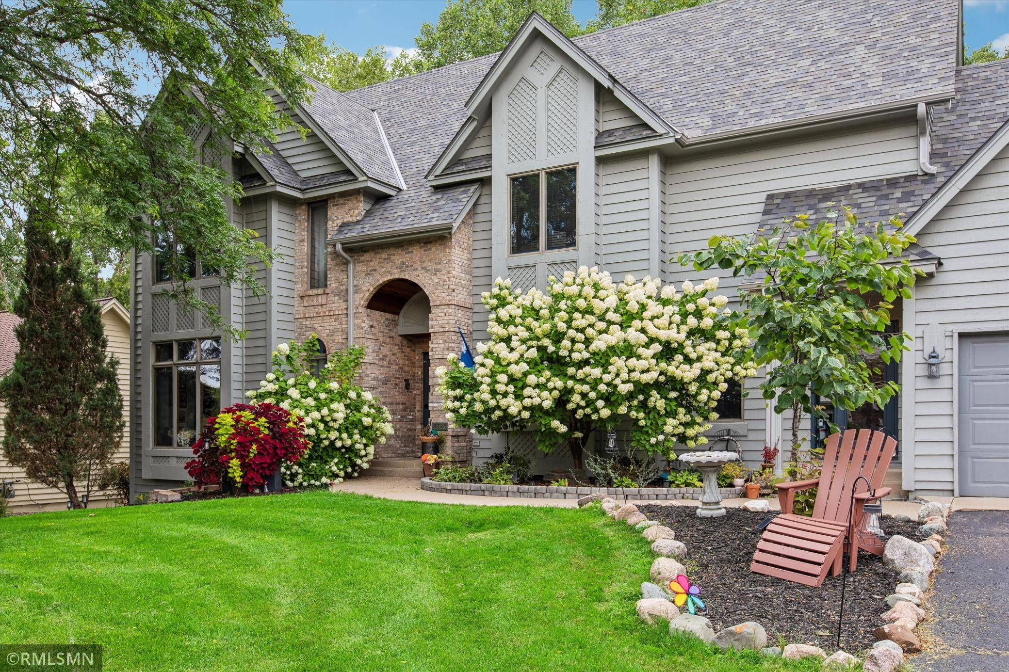 13789 Guild AVE, Apple Valley, MN 55124