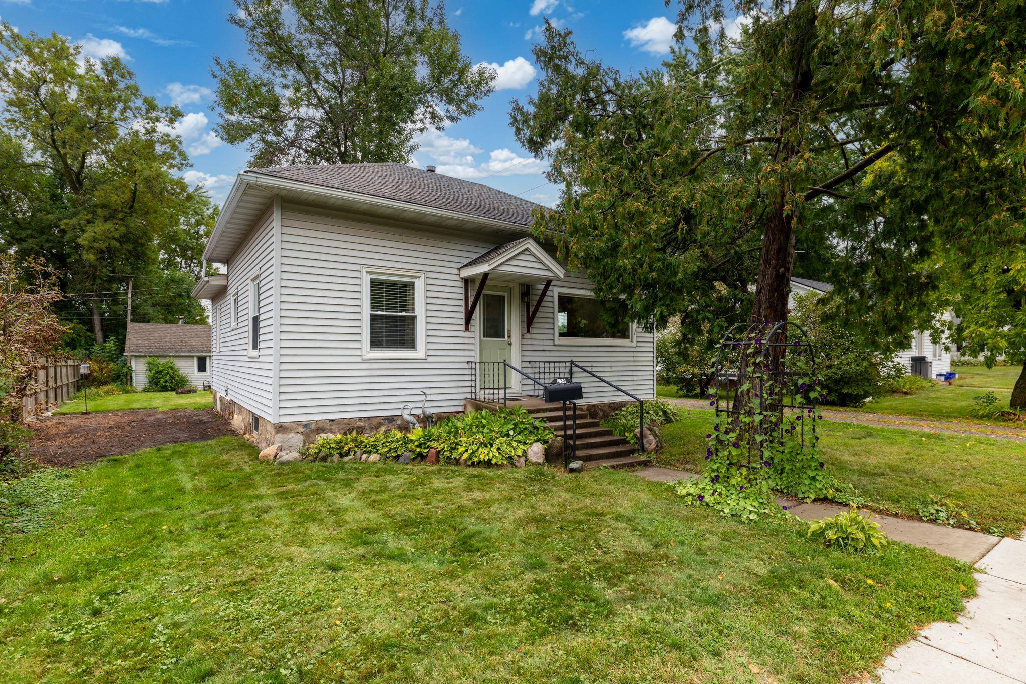 230 2nd ST SE, Milaca, MN 56353