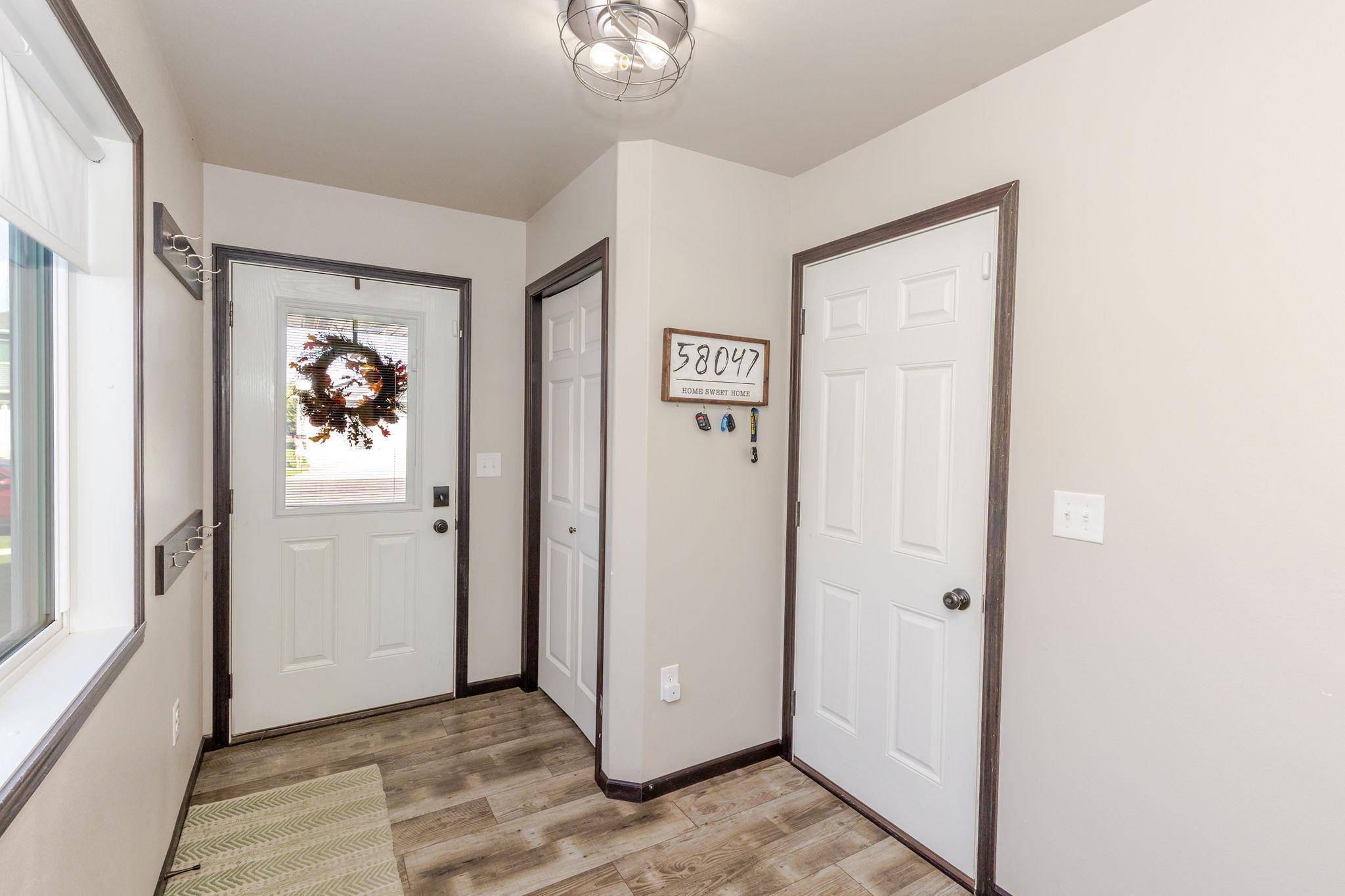 8081 GOLDFINCH DR, Horace, ND 58047