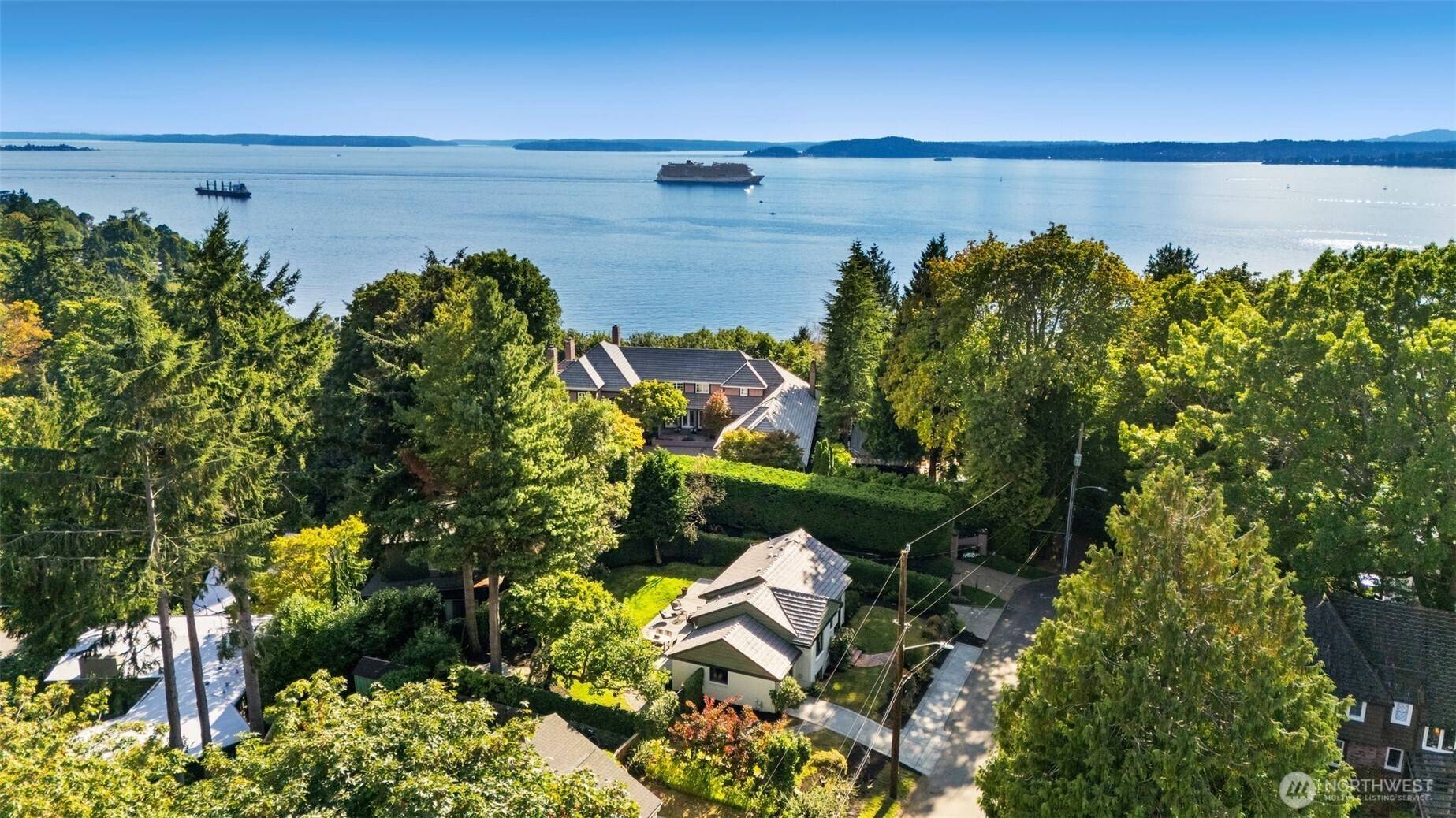 4715 W Roberts WAY, Seattle, WA 98199