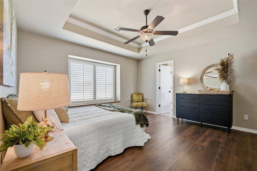 3300 NW 160th ST, Edmond, OK 73013