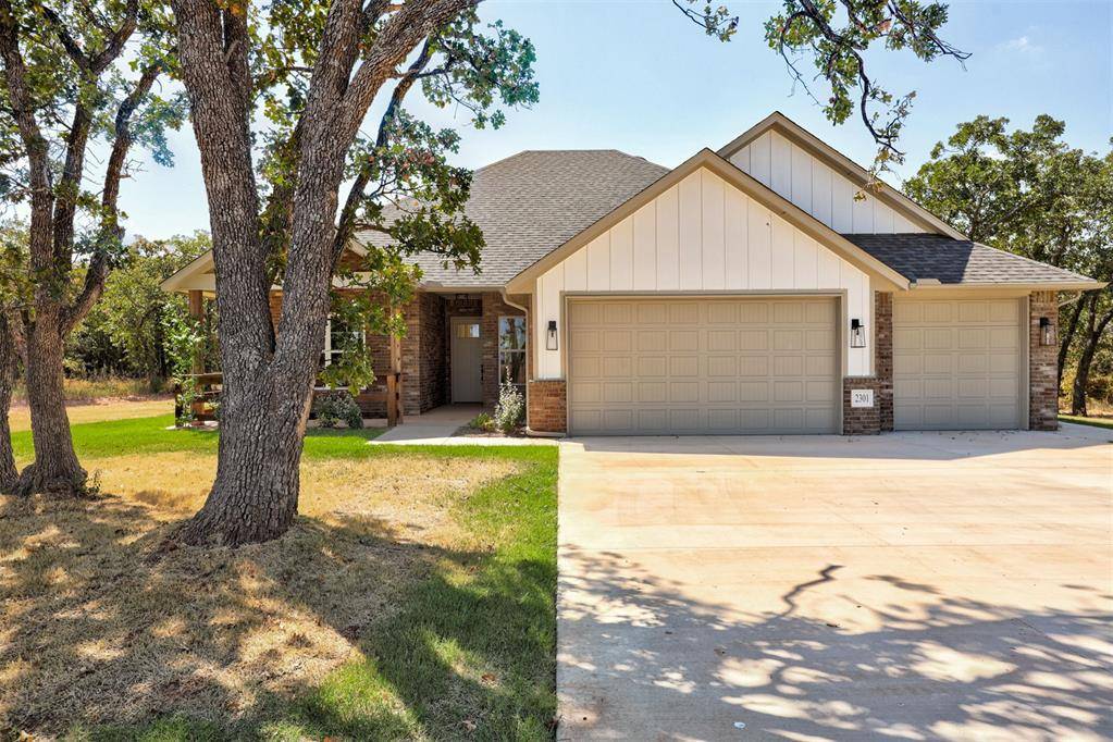 2301 Greys Harbor RD, Blanchard, OK 73010