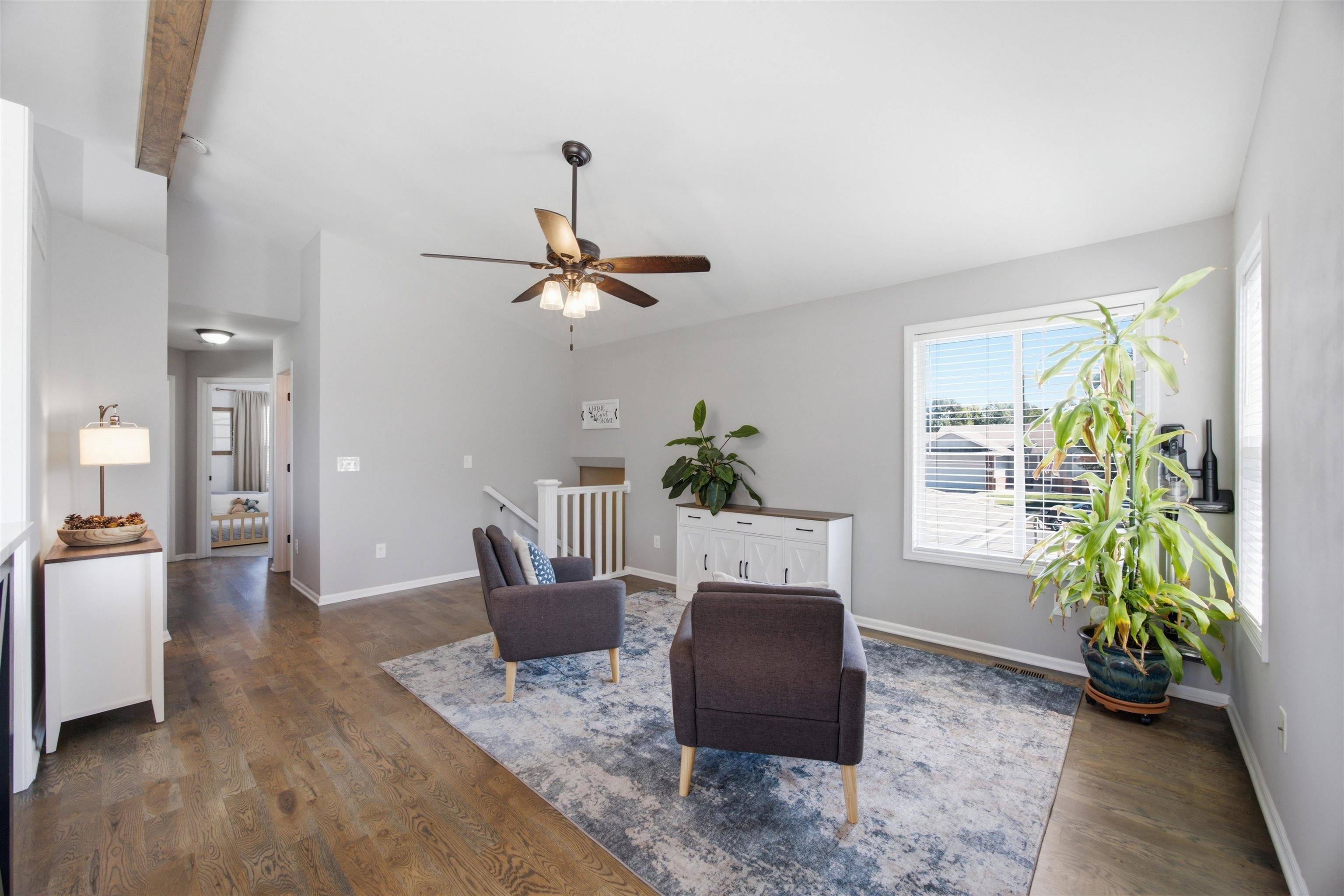 1041 N Meadow Rd, Valley Center, KS 67147