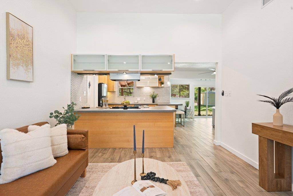 4904 Enchanted LN, Austin, TX 78745