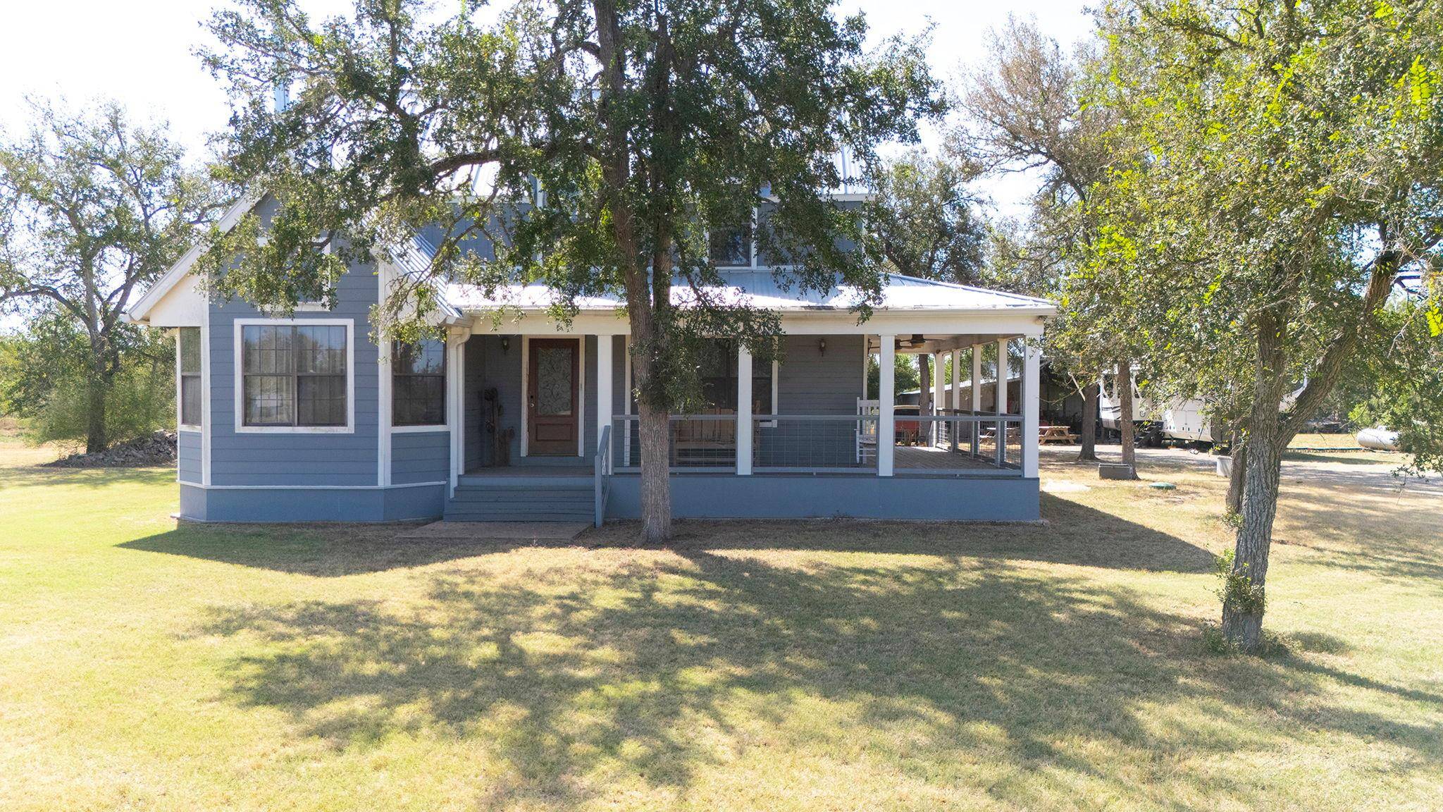 201 Cherylton DR, Red Rock, TX 78662
